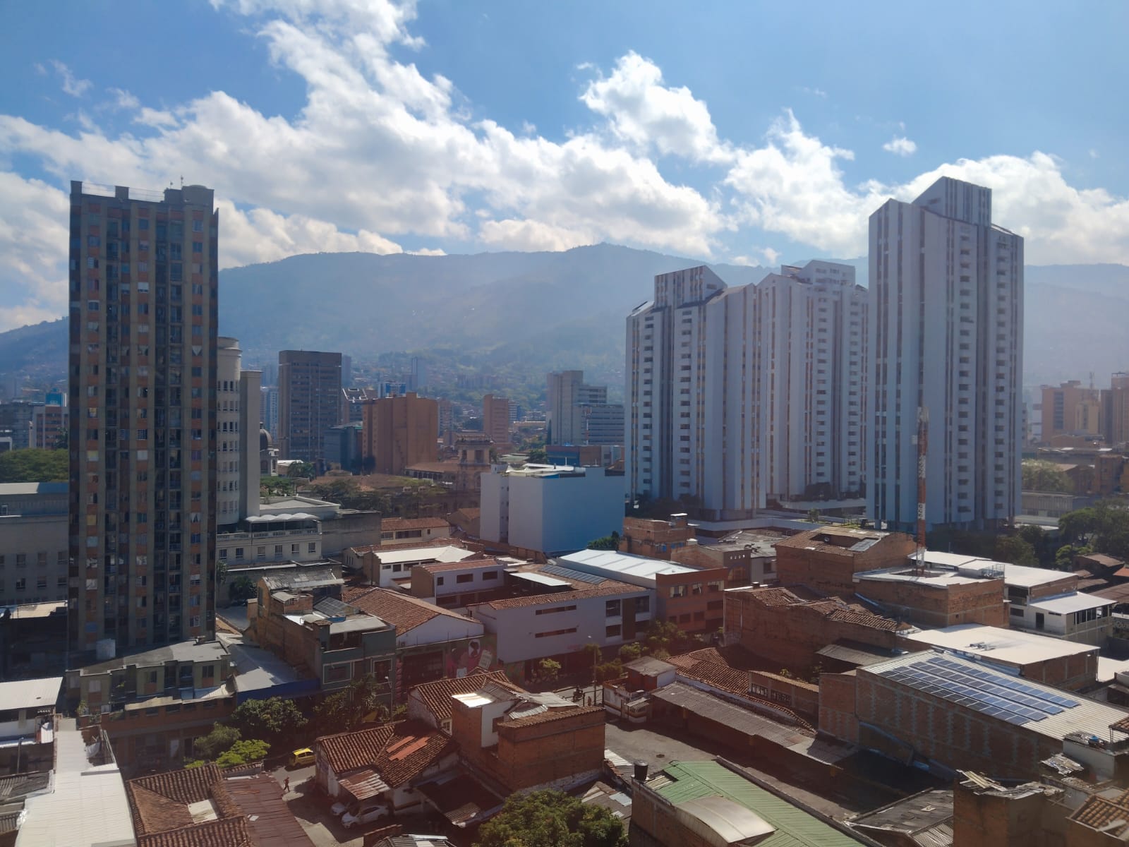 APARTAESTUDIO EN ARRIENDO EN LA CANDELARIA COD  10820  - Foto 7