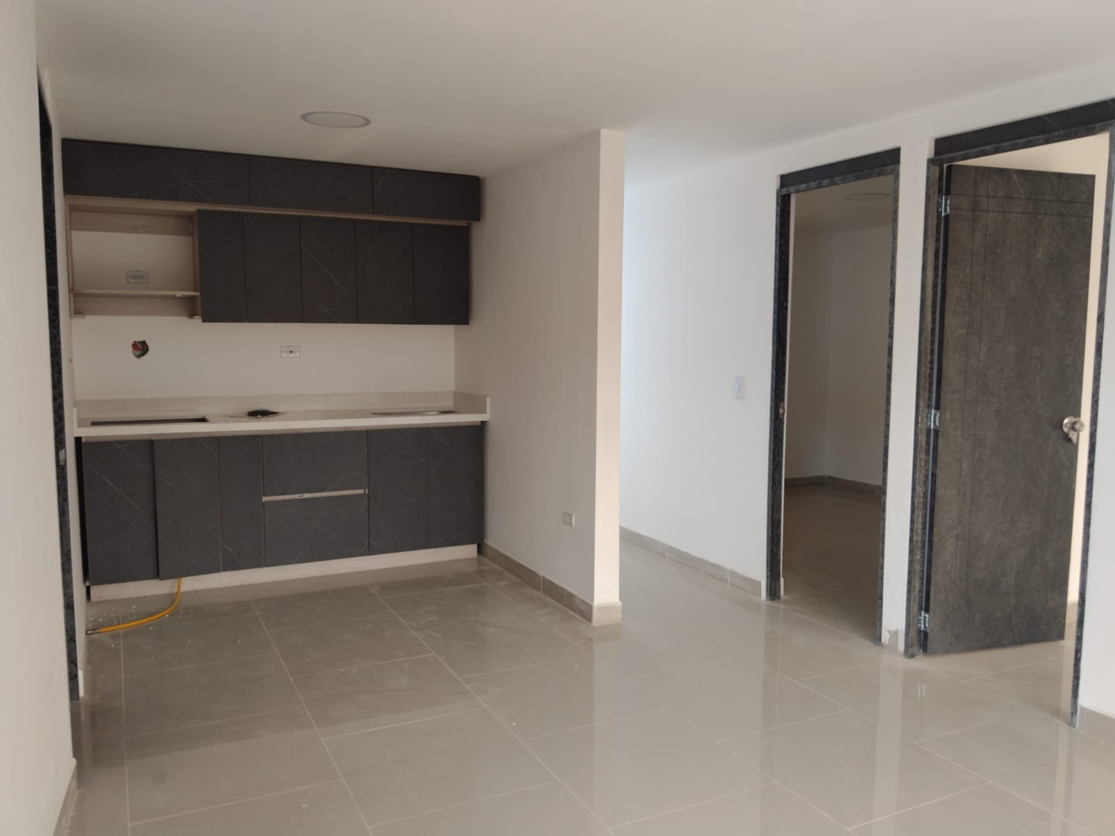APARTAMENTO EN VENTA PARA ESTRENAR EN BOSTON COD 10896 - Foto 1