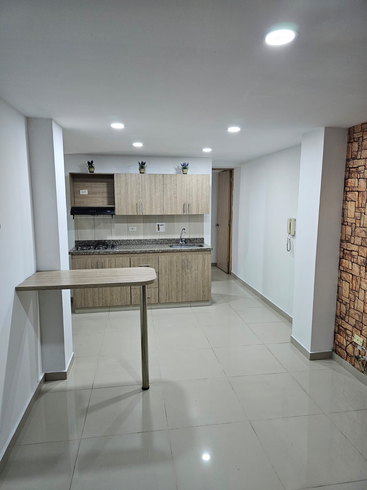 APARTAMENTO EN ARRIENDO EN SABANETA COD 8246 - Foto 1
