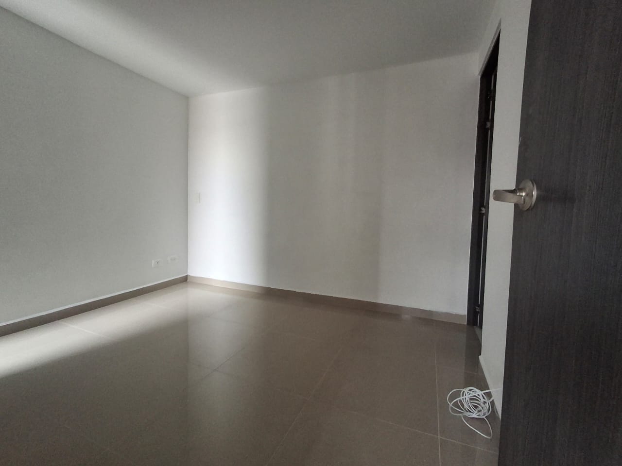 APARTAMENTO EN ARRIENDO EN SABANETA COD 9359 - Foto 6