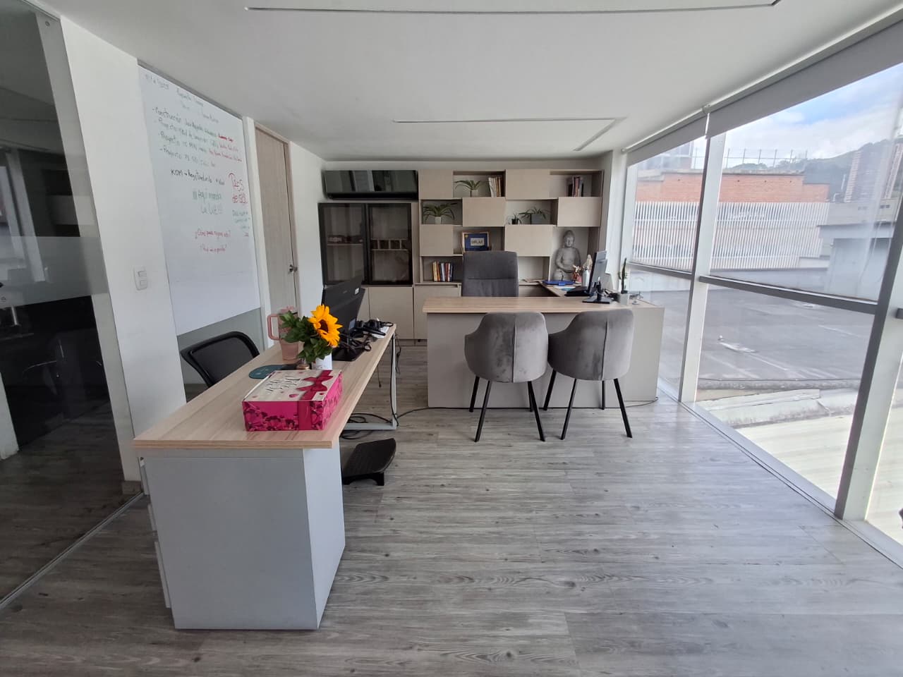 OFICINA EN VENTA EN SABANETA COD 10571 - Foto 4