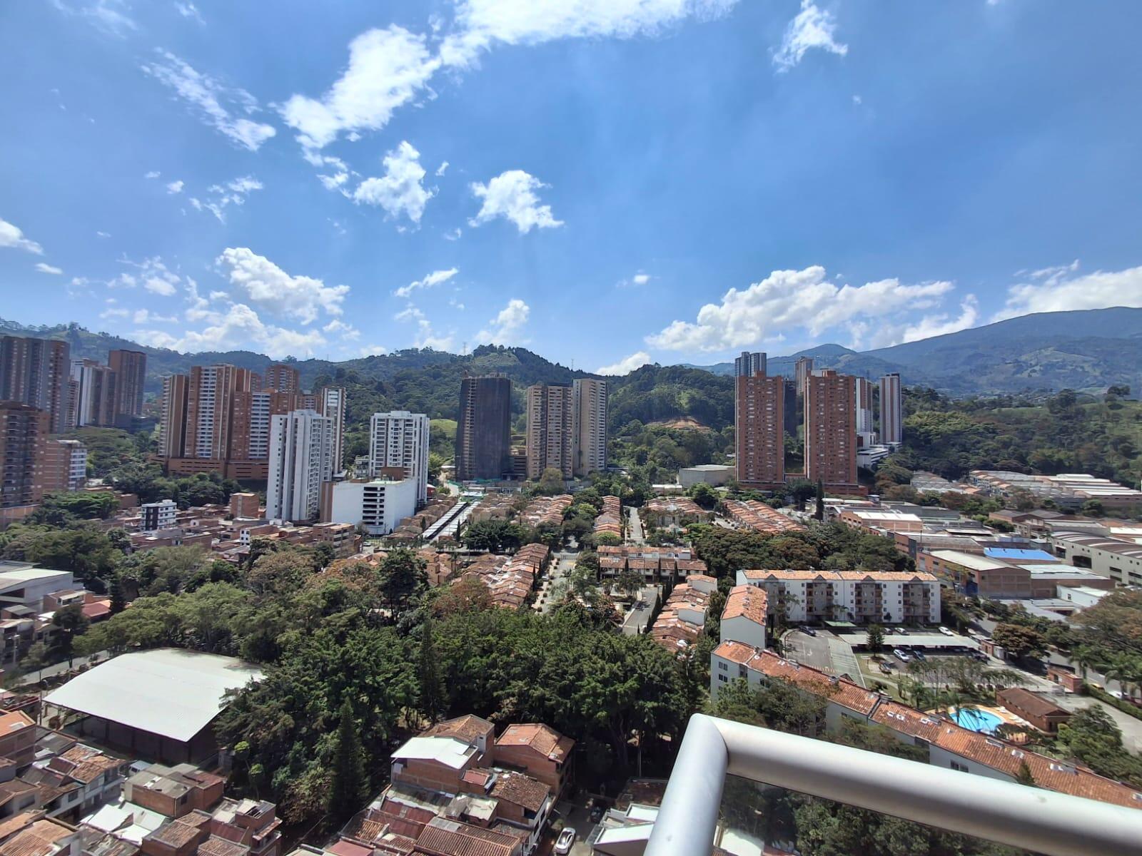 APARTAMENTO EN ARRIENDO EN SABANETA COD 10714 - Foto 11