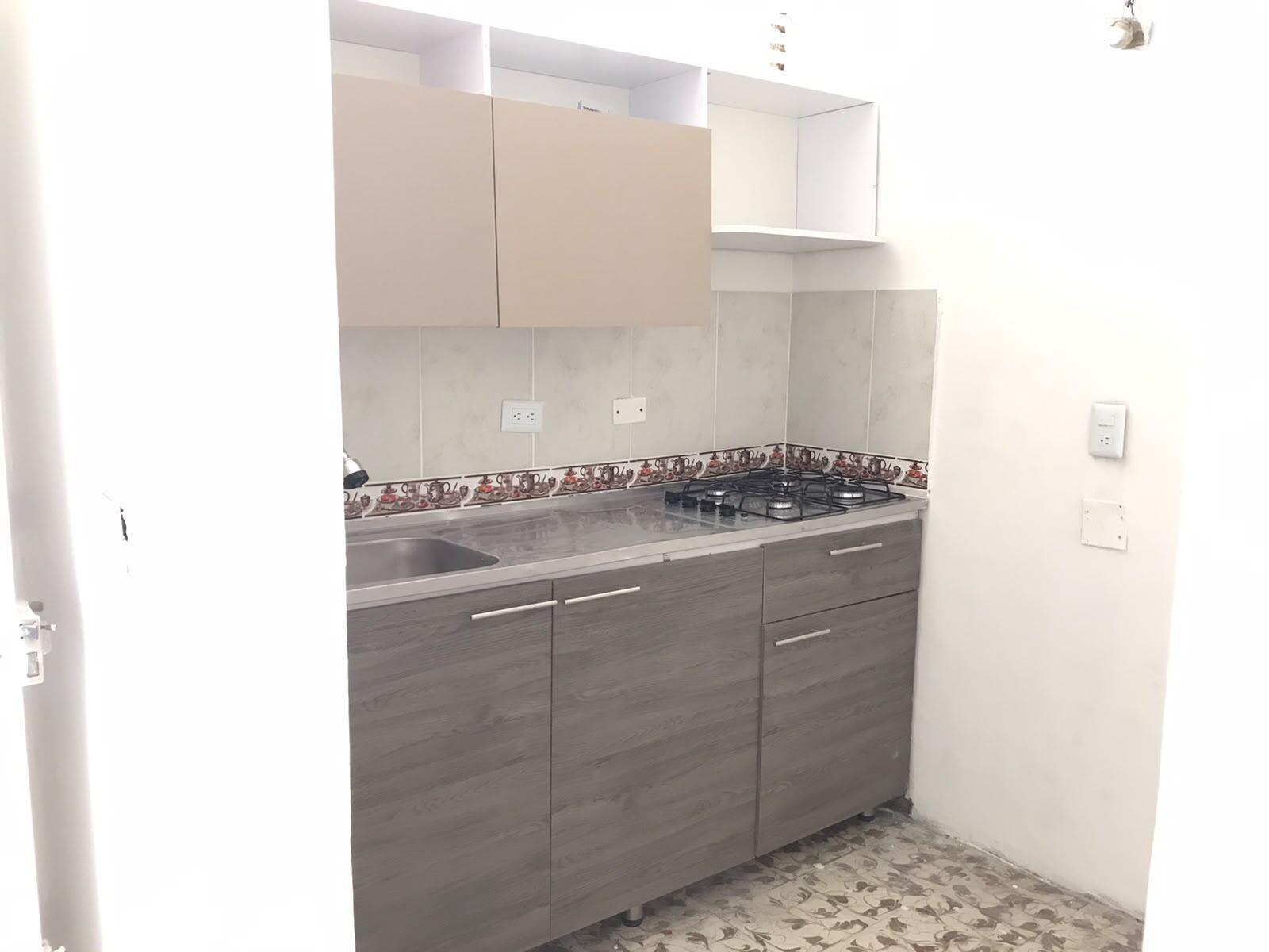 CASA EN ARRIENDO EN DOCE DE OCTUBRE COD 9716 - Foto 2