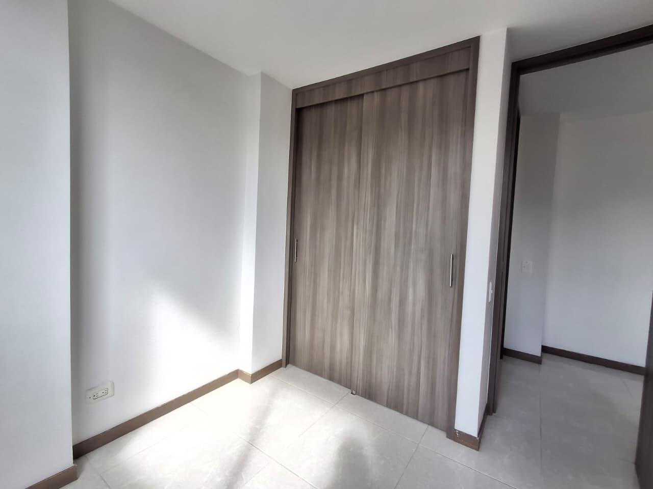 APARTAMENTO EN ARRIENDO EN SABANETA COD 10827 - Foto 5