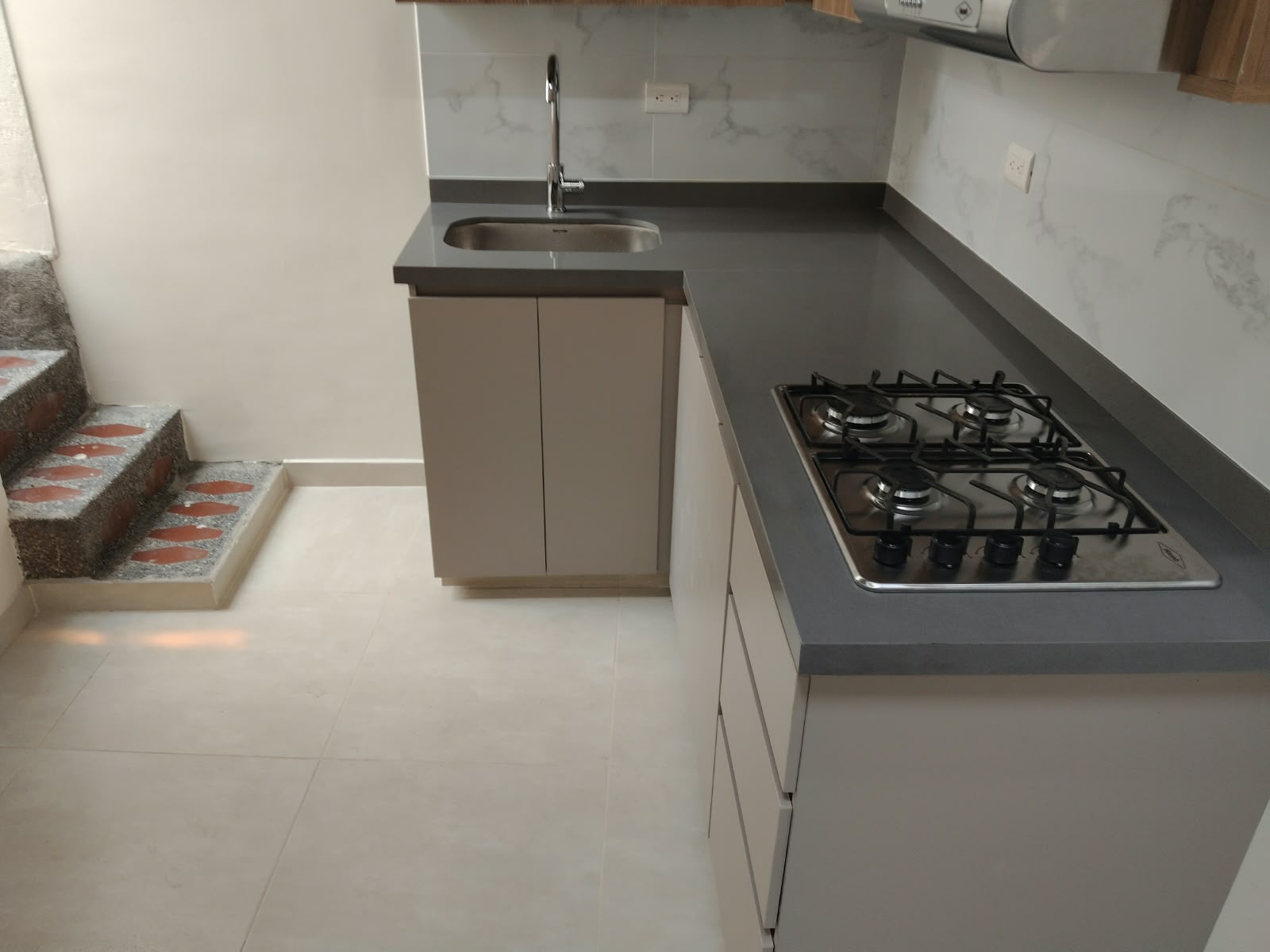 SE ARRIENDA APARTAMENTO BUENOS AIRES COD 10902 - Foto 4
