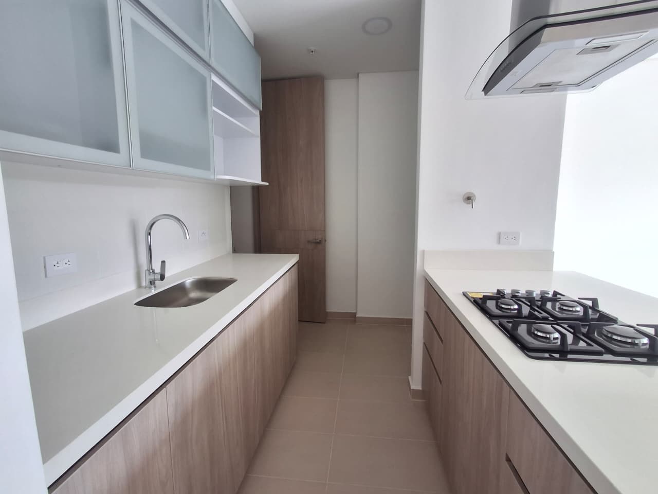 APARTAMENTO EN ARRIENDO EN EL RETIRO COD 10911 - Foto 3