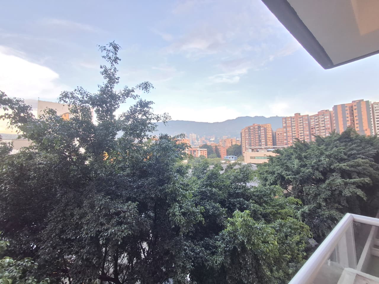 EXCELENTE APARTAESTUDIO PARA ARRIENDO EN ENVIGADO COD 10925 - Foto 28