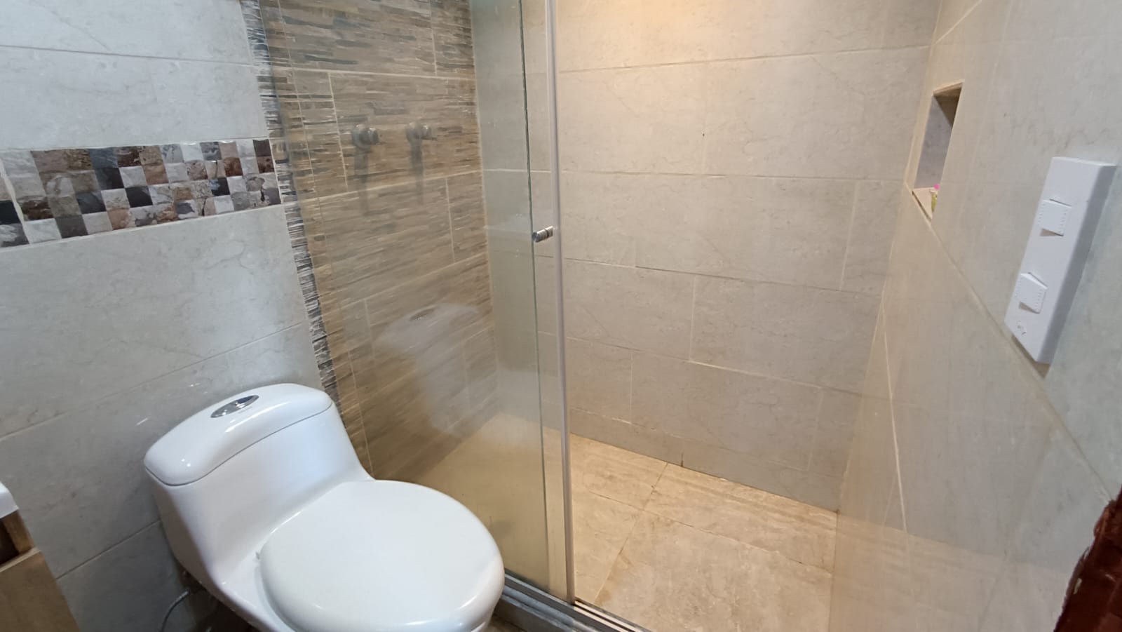 APARTAMENTO EN VENTA EN LAURELES LA CASTELLANA COD 9708 - Foto 8