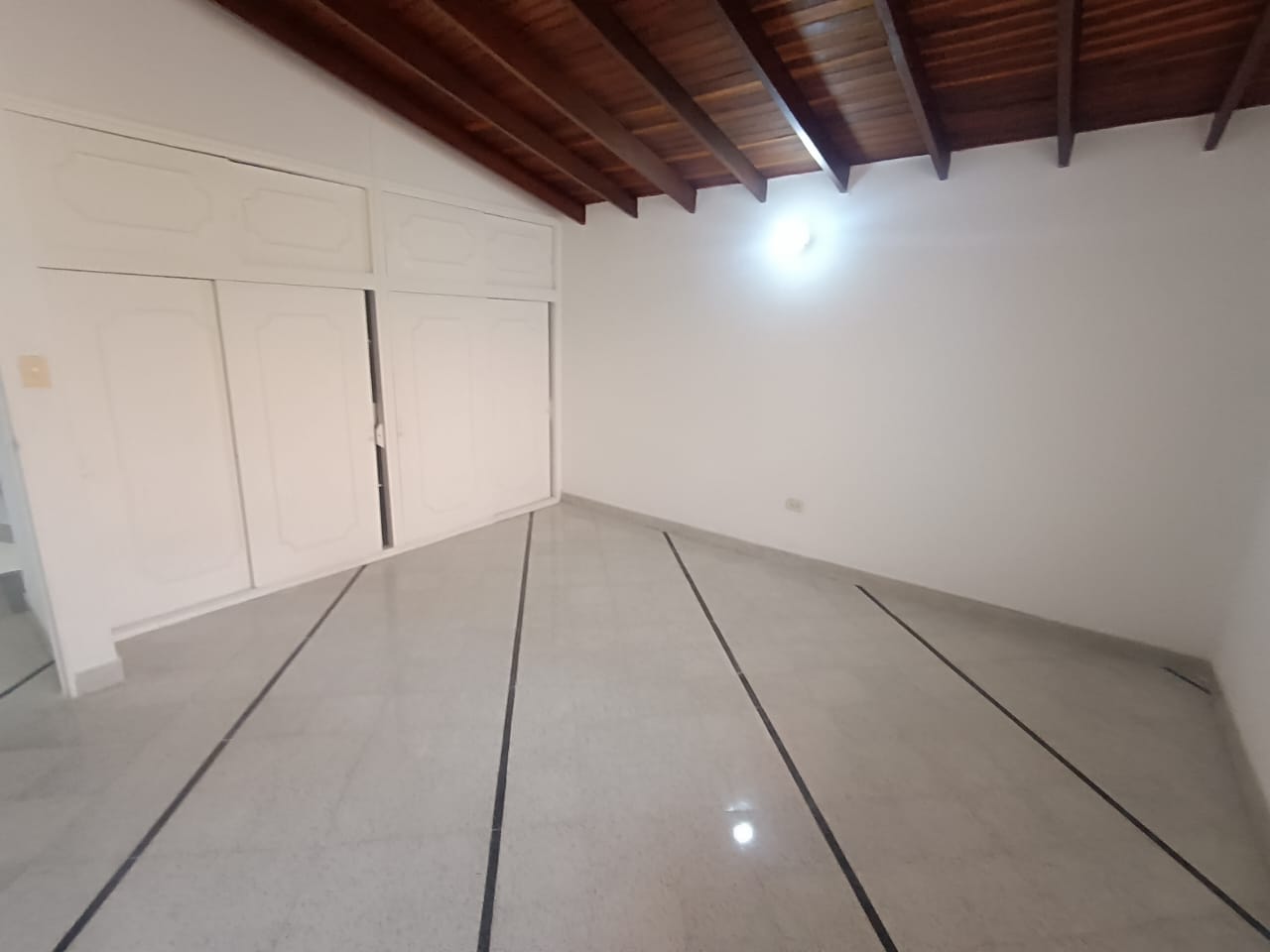 CASA EN ARRIENDO EN BELEN ROSALES COD 9908  - Foto 10