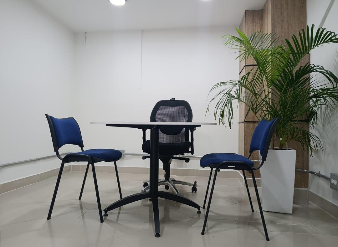 OFICINA EN ARRIENDO LAURELES COD 9918 - Foto 3