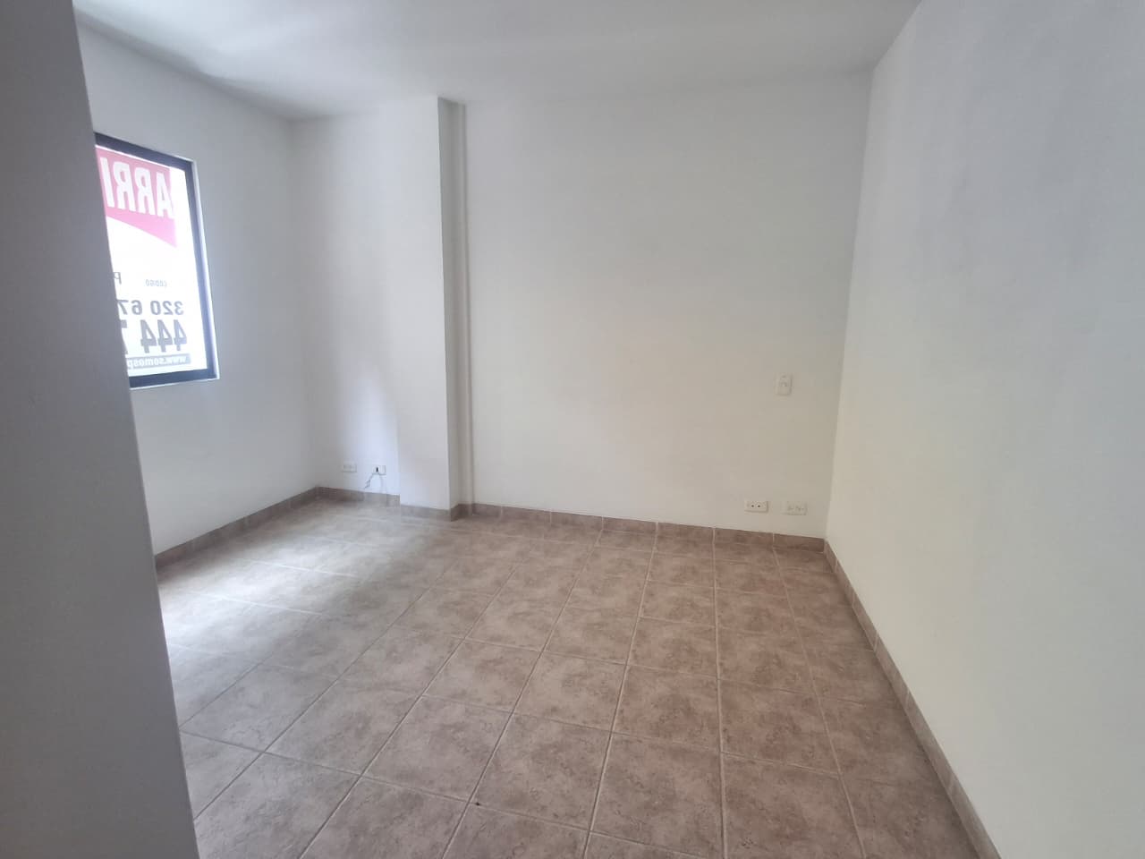 OFICINA EN ARRIENDO EN SABANETA COD 10411 - Foto 7