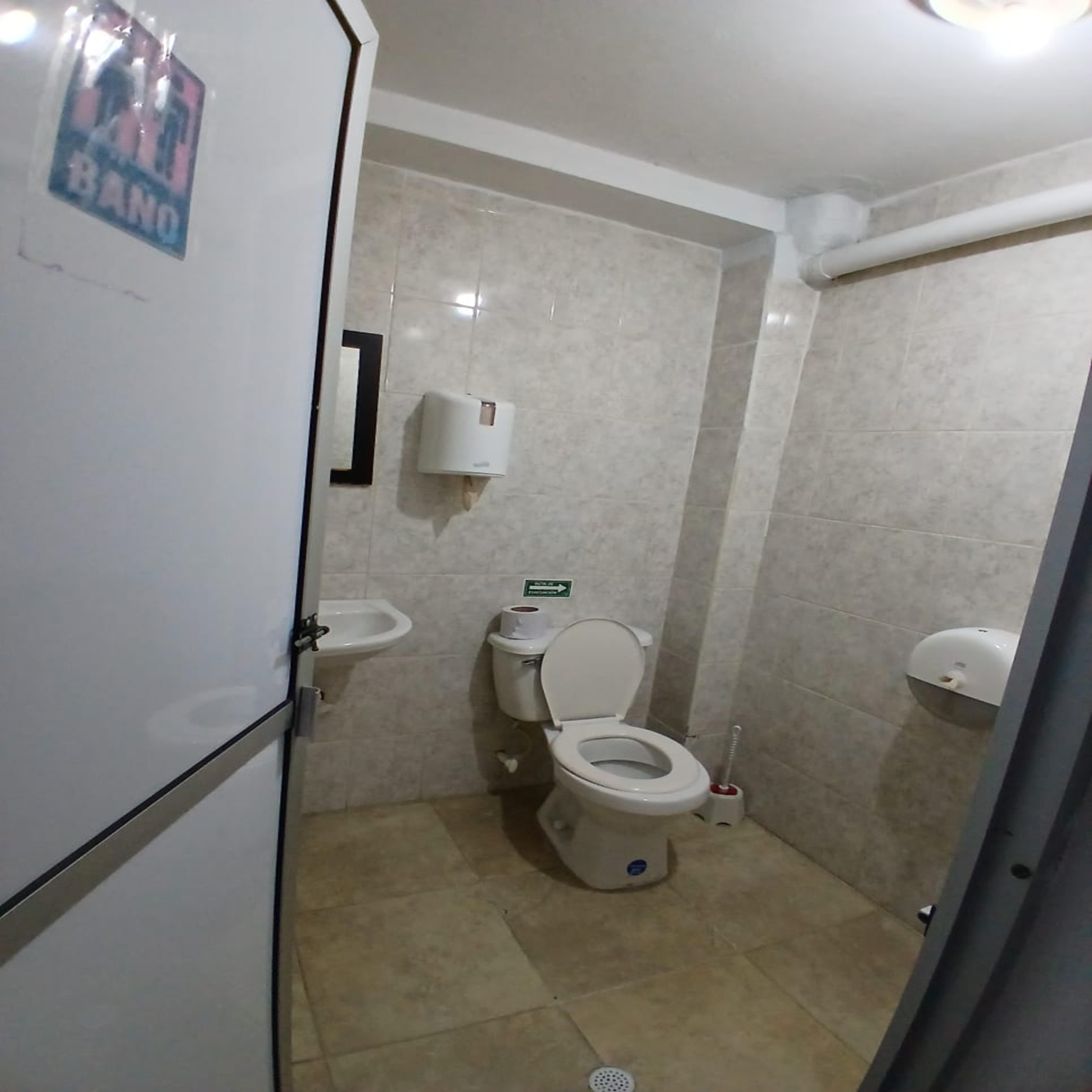 CASA EN VENTA EN MANRIQUE COD 10737 - Foto 9