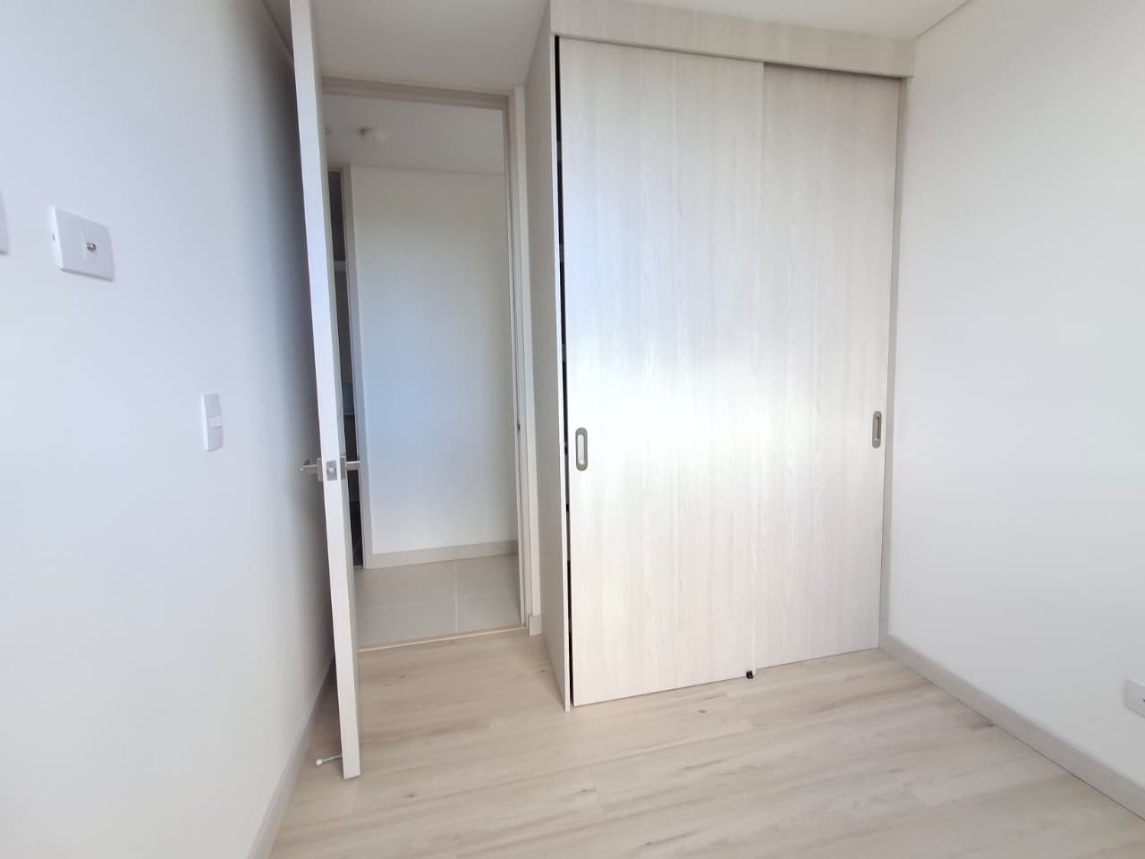 APARTAMENTO EN ARRIENDO EN LA ESRELLA COD 10791 - Foto 4