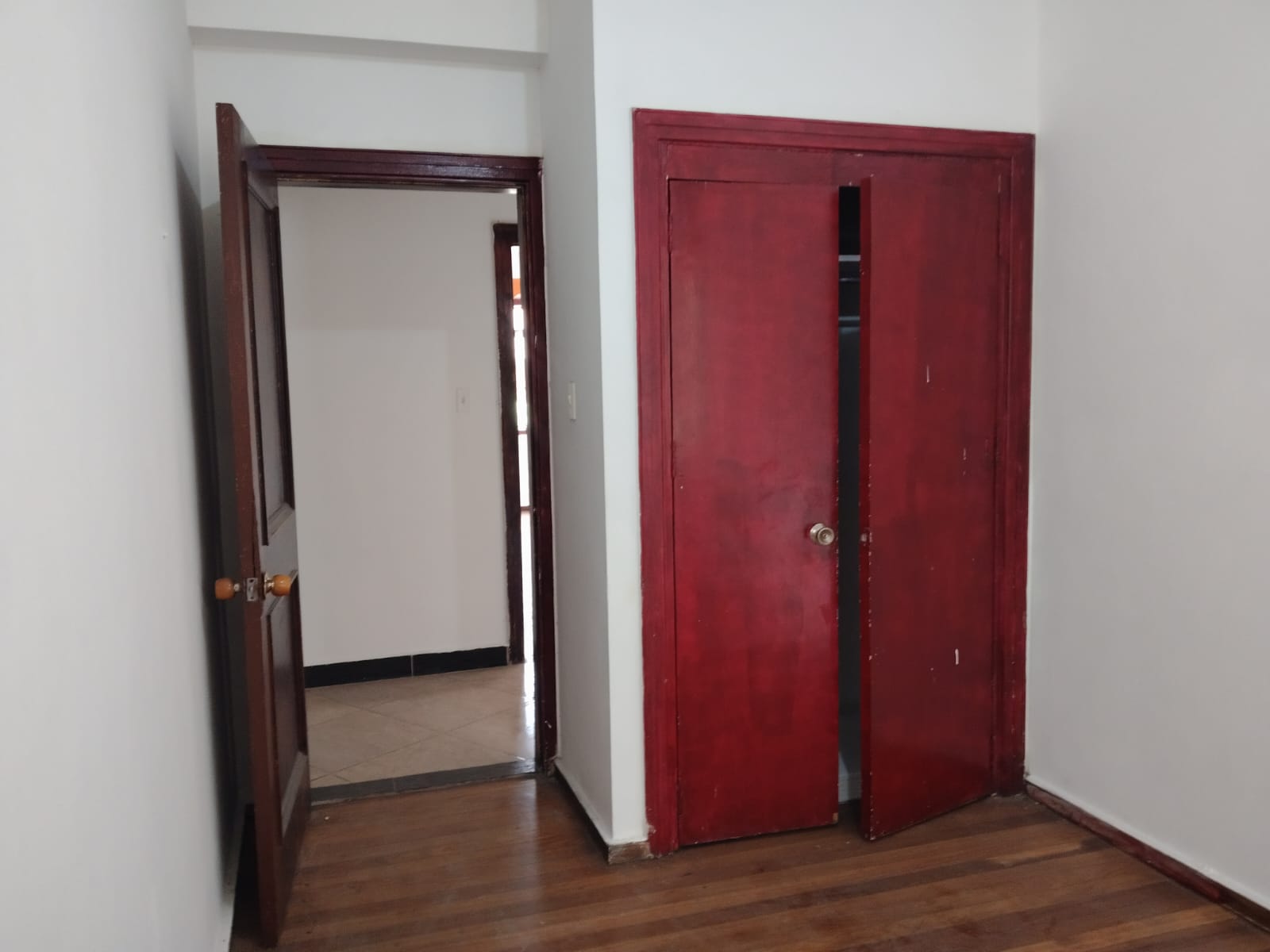 APARTAMENTO EN ARRIENDO EN LA CANDELARIA COD 10861  - Foto 9