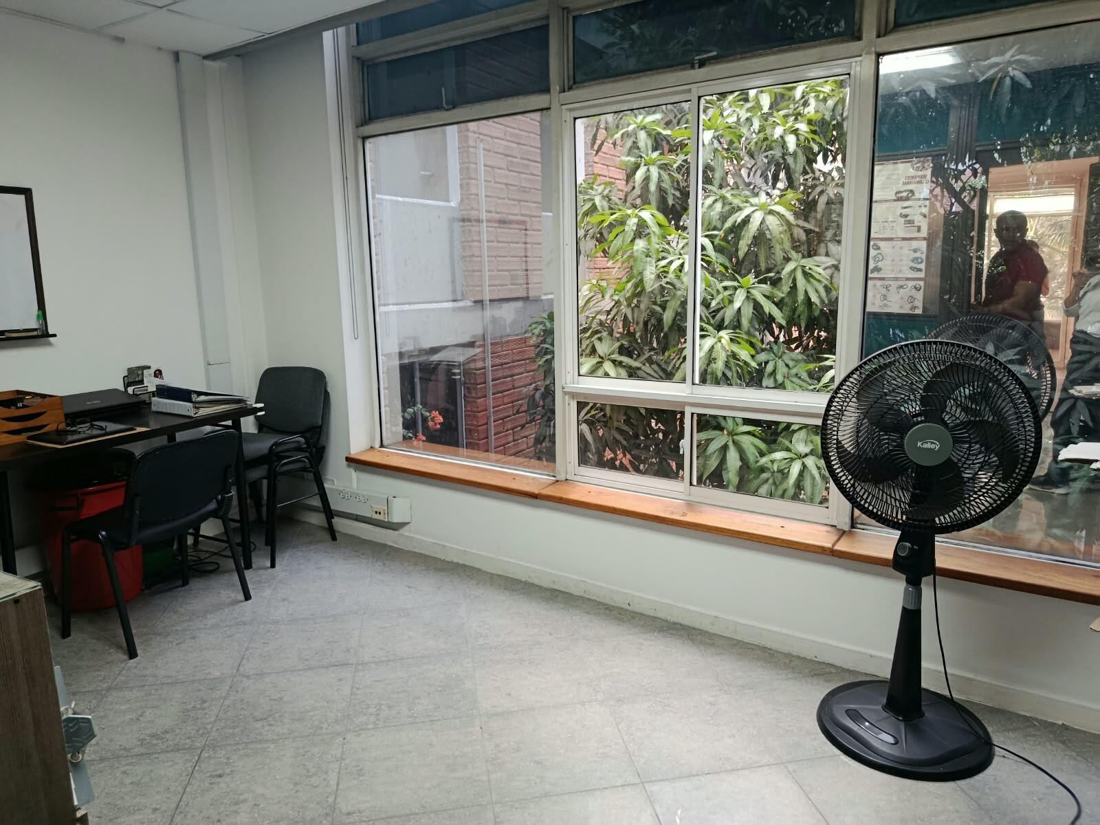 OFICINA EN ARRIENDO EN LA VILLA DEL ABURRA COD 10886 - Foto 3