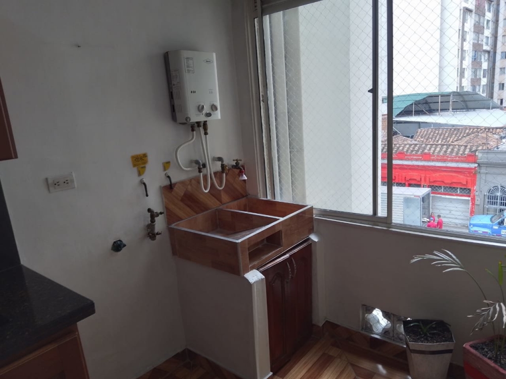 APARTAMENTO EN ARRIENDO EN LA CANDELARIA  COD 8353  - Foto 9