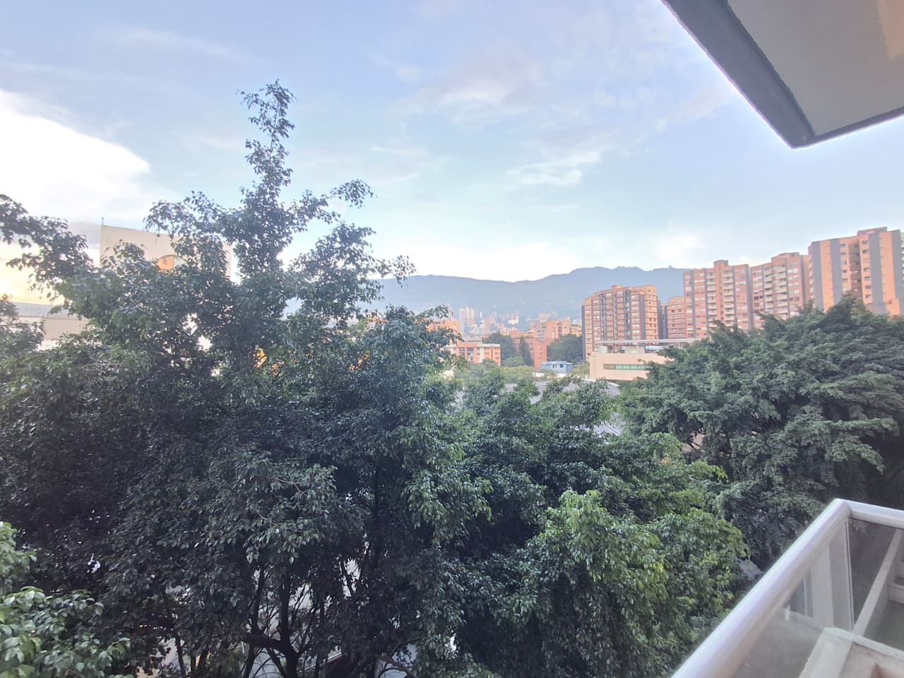 EXCELENTE APARTAESTUDIO PARA ARRIENDO EN ENVIGADO COD 10925 - Foto 29