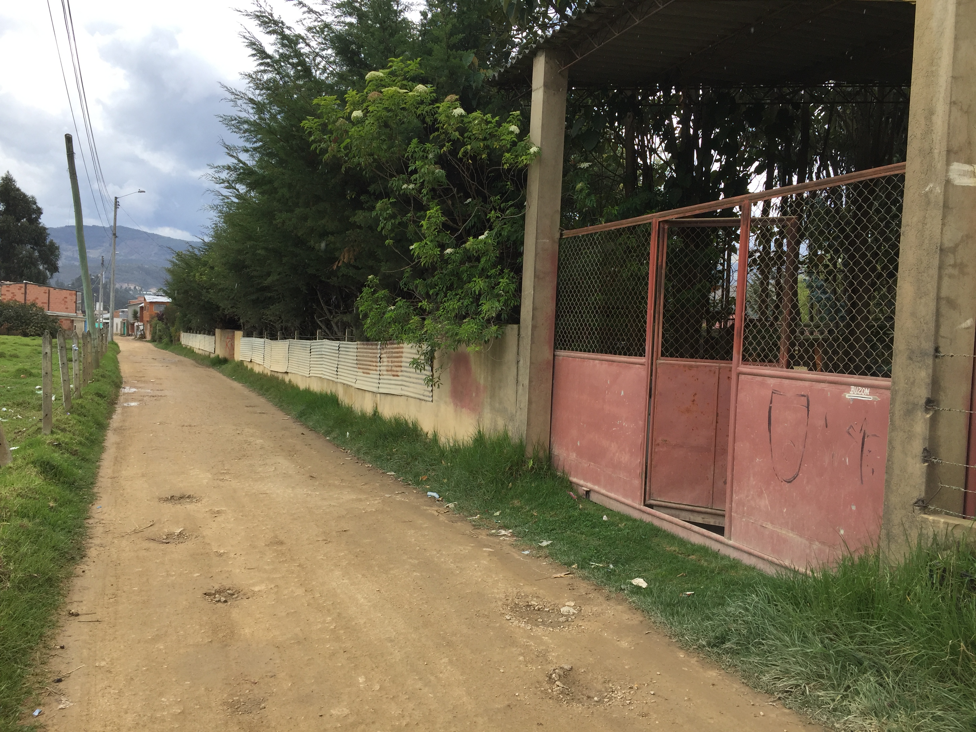 SE VENDE CASA LOTE  EN SUESCA CUNDINAMARCA