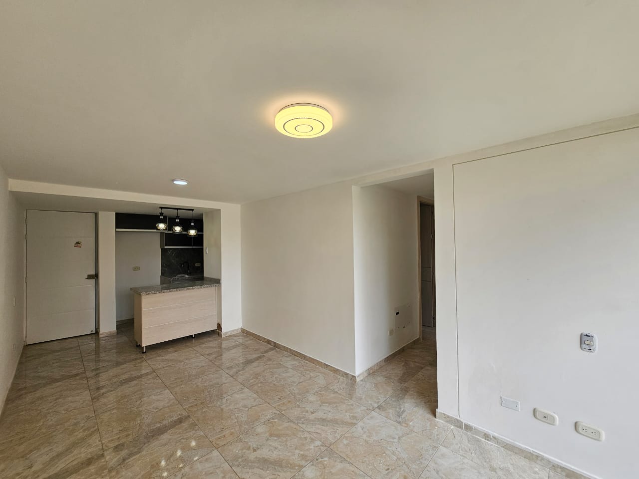 Alquiler Apartamento Nuevo 2do Piso Conjunto Sahara, Ciudad Melendez.
