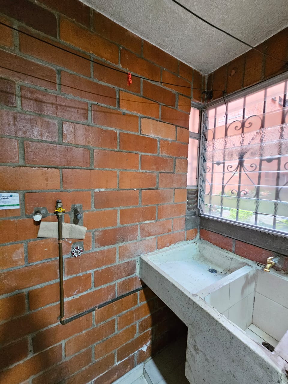 Alquiler Apartamento 1er Piso Conjunto El Parque, Hacienda.