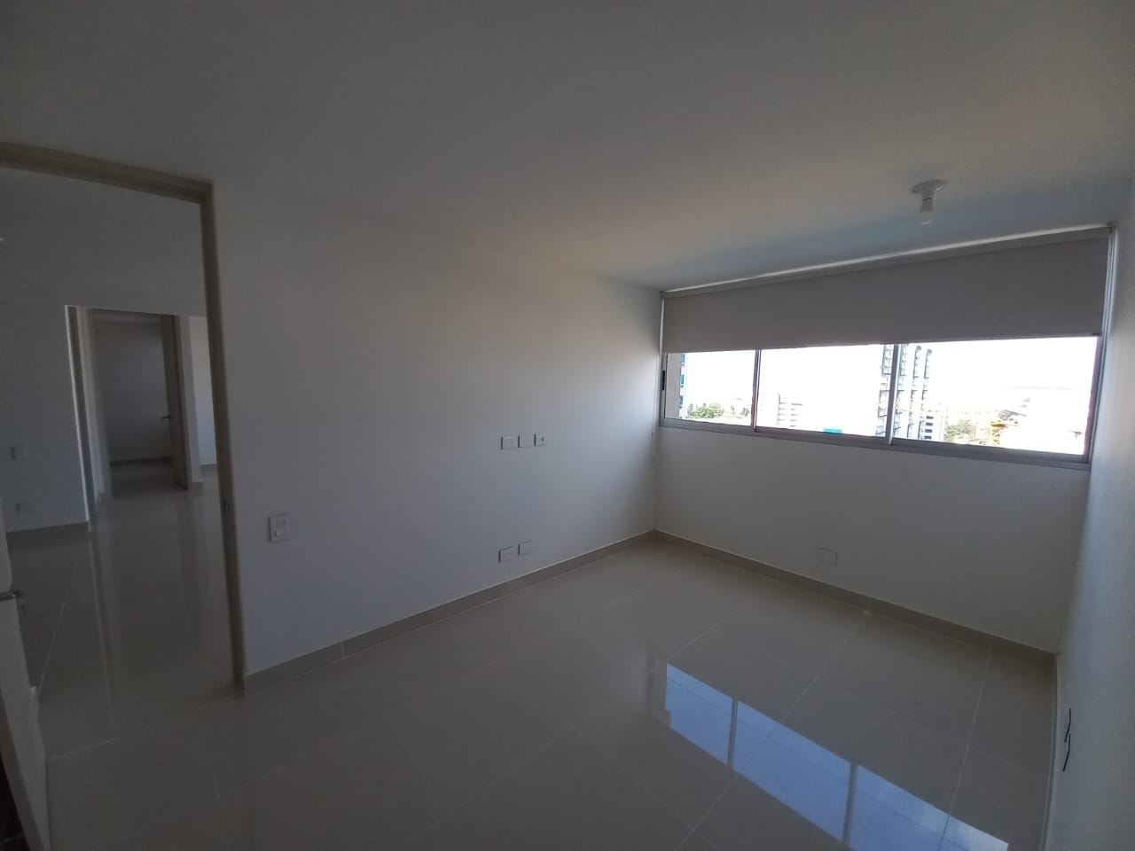 Alquiler Apartamento Nuevo Piso 14 Conjunto Platino, Valle del Lili.