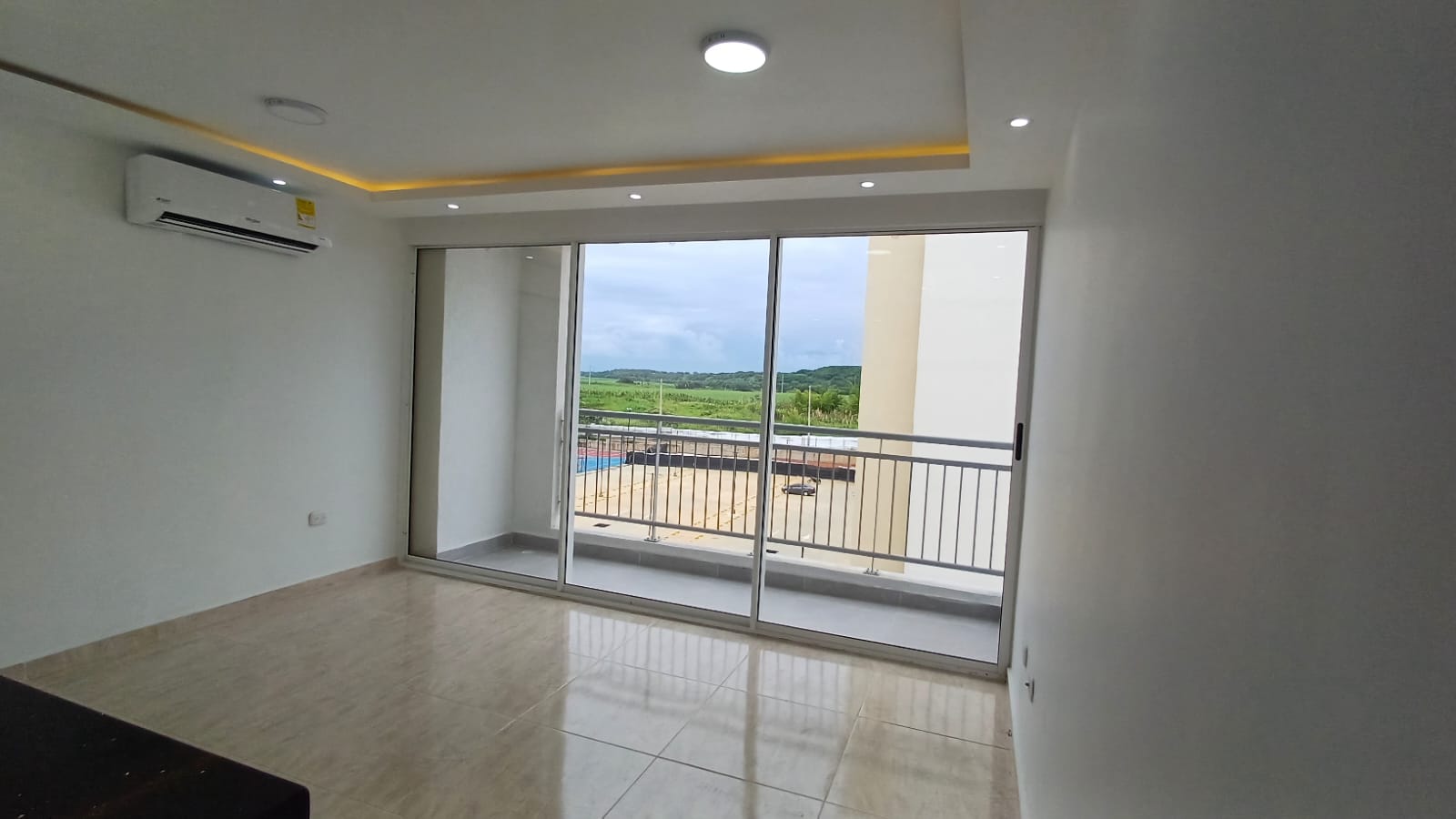 Alquiler Apartamento 6to Piso Conj Belaterra Aquaris, Valle del Lili