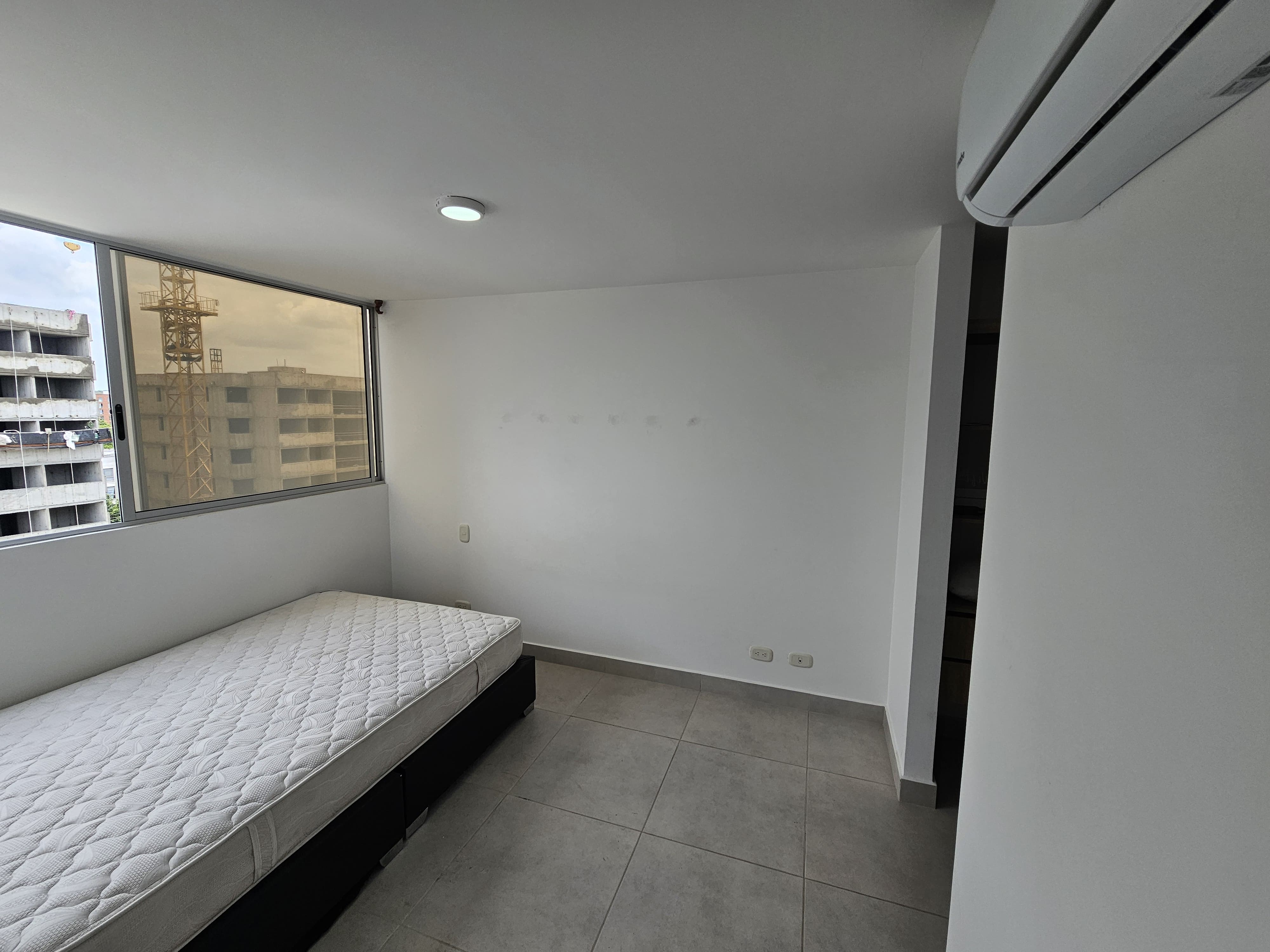 Alquiler Apartamento Piso 9 Conjunto k-108 Roble