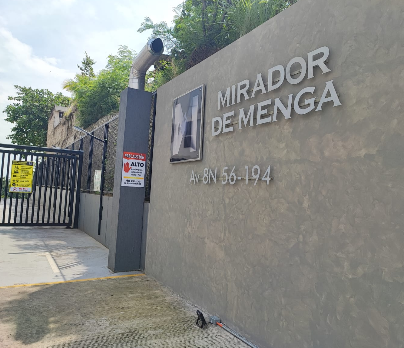ALQUILER DE PENTHOUSE  EN EDIFICIO MIRADOR DE MENGA.