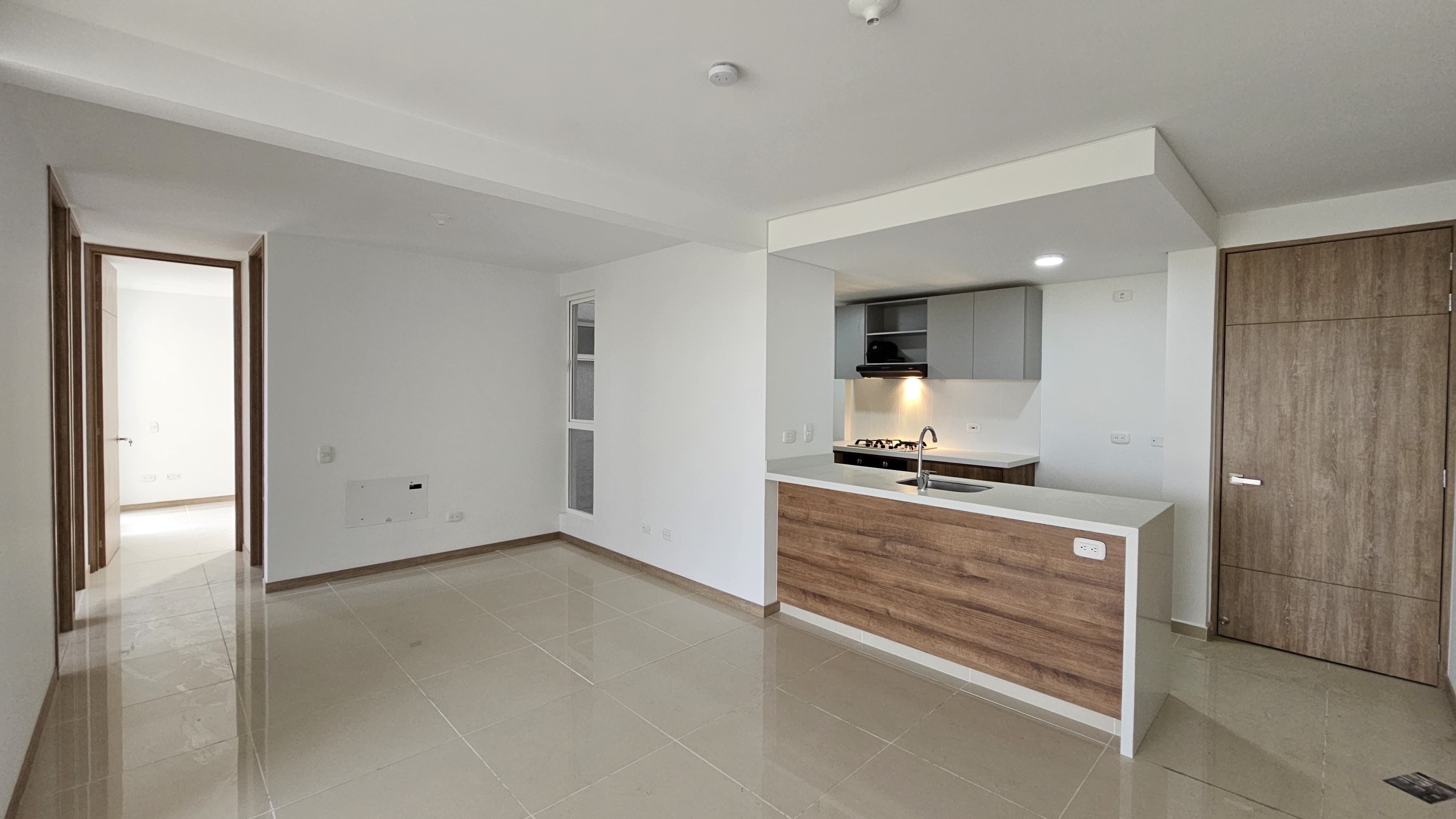 Alquiler Apartamento Nuevo 7mo Piso Conjunto Tierralinda de la Pradera