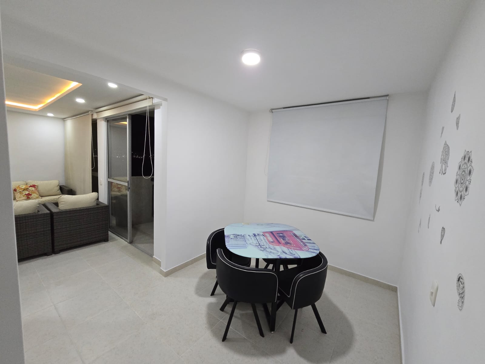 Alquiler Apartamento 6to Piso Conjunto Ambar, Ciudad Melendez.