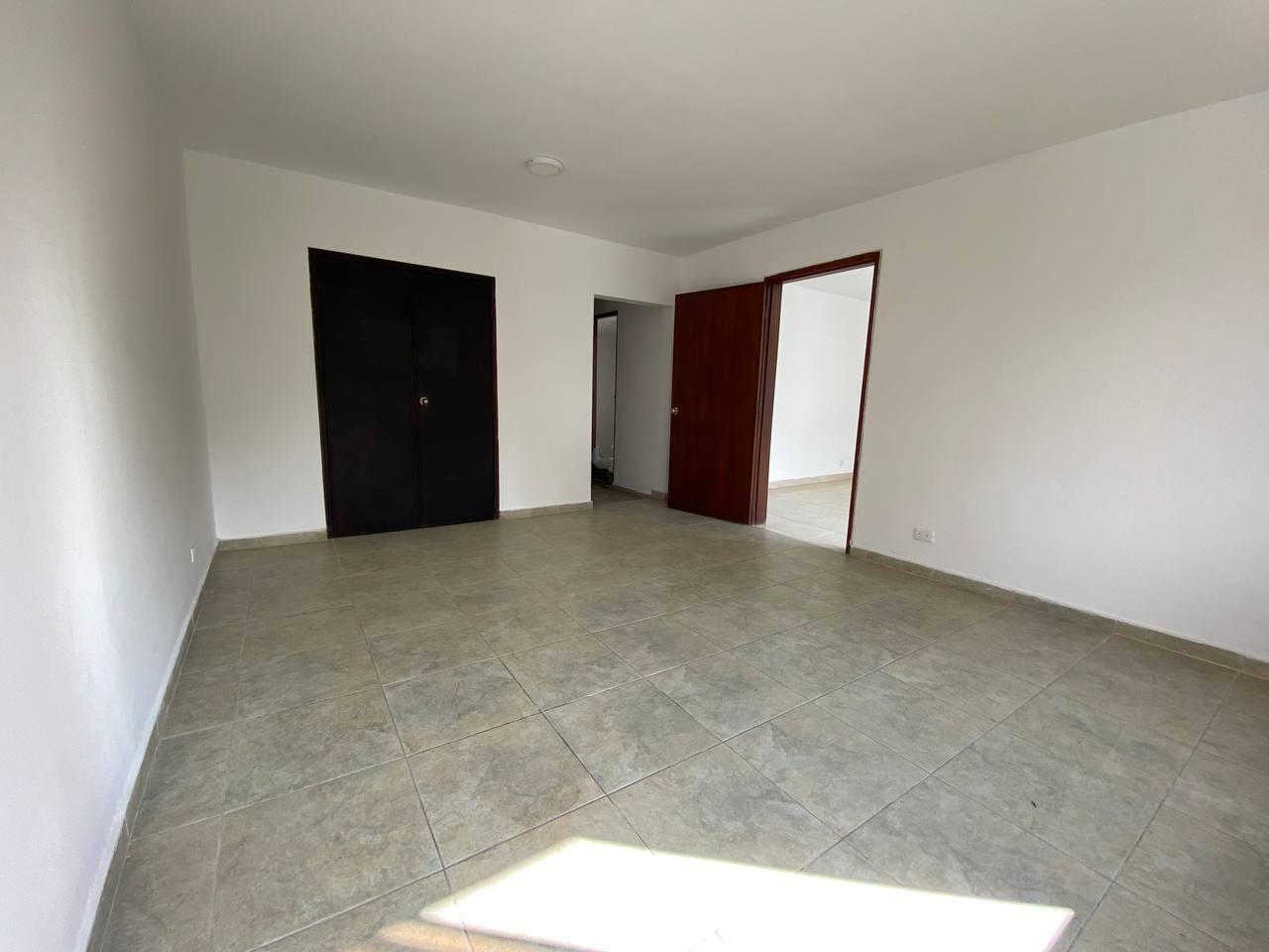VENTA EDIFICIO AV. ESTACIÓN - SAN VICENTE