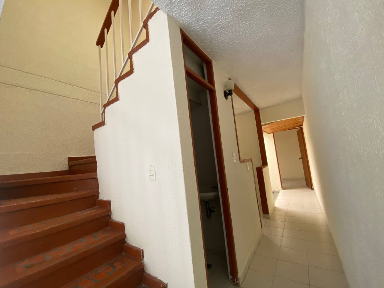 CASA EN VENTA BARRIO / BRISAS DE LOS ALAMOS