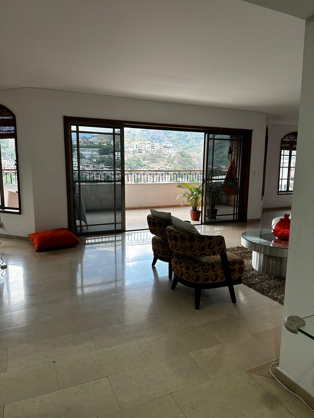 Alquiler Apartamento Piso 12 Edificio Iarkon, Santa Teresita.