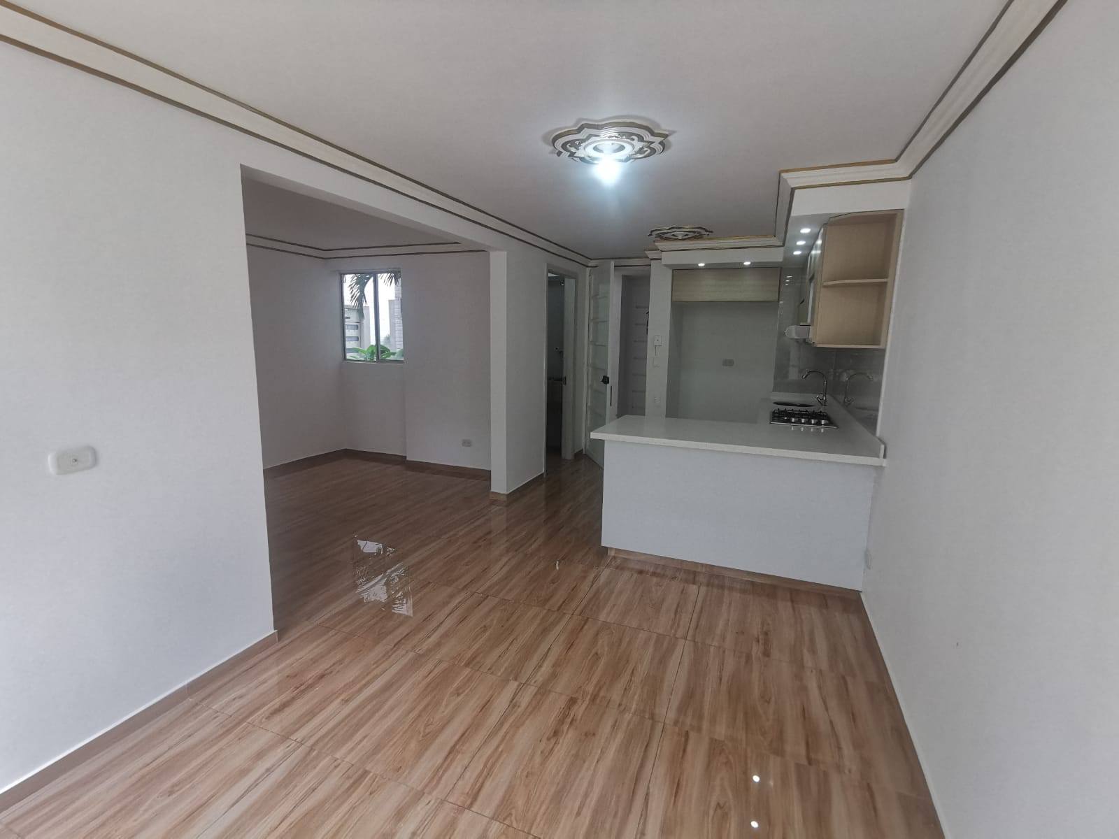 Alquiler Apartamento 1er Piso Conjunto Dalia, Hacienda Kachipay.