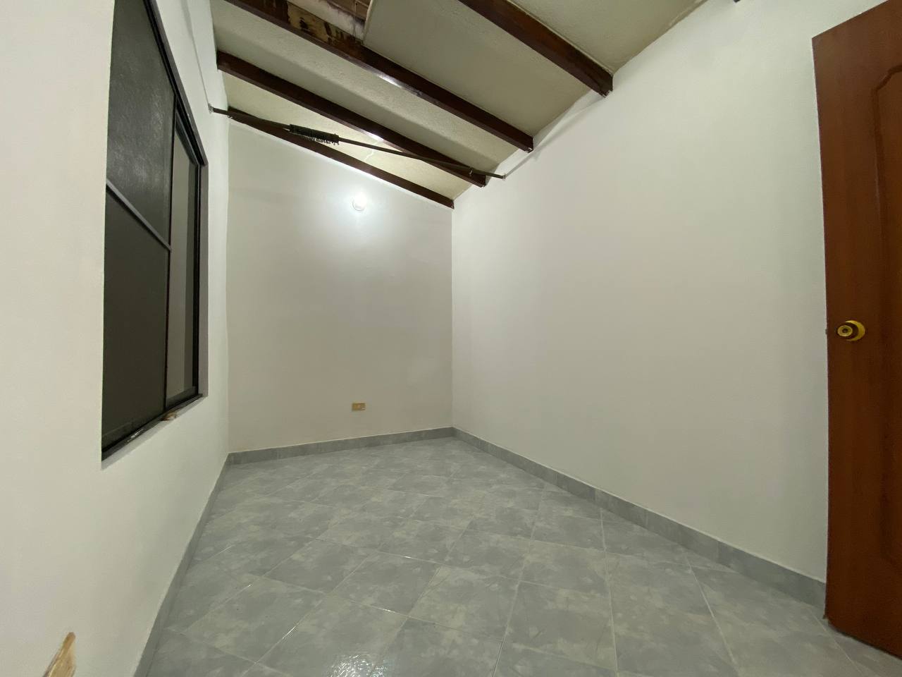 CASA EN VENTA EN CONDOMINIO CIUDADELA DEL RIO