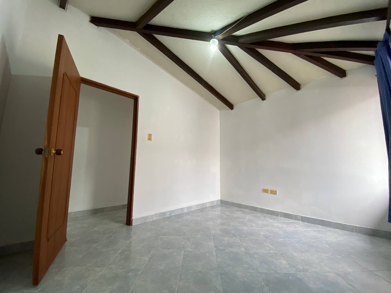 CASA EN VENTA EN CONDOMINIO CIUDADELA DEL RIO