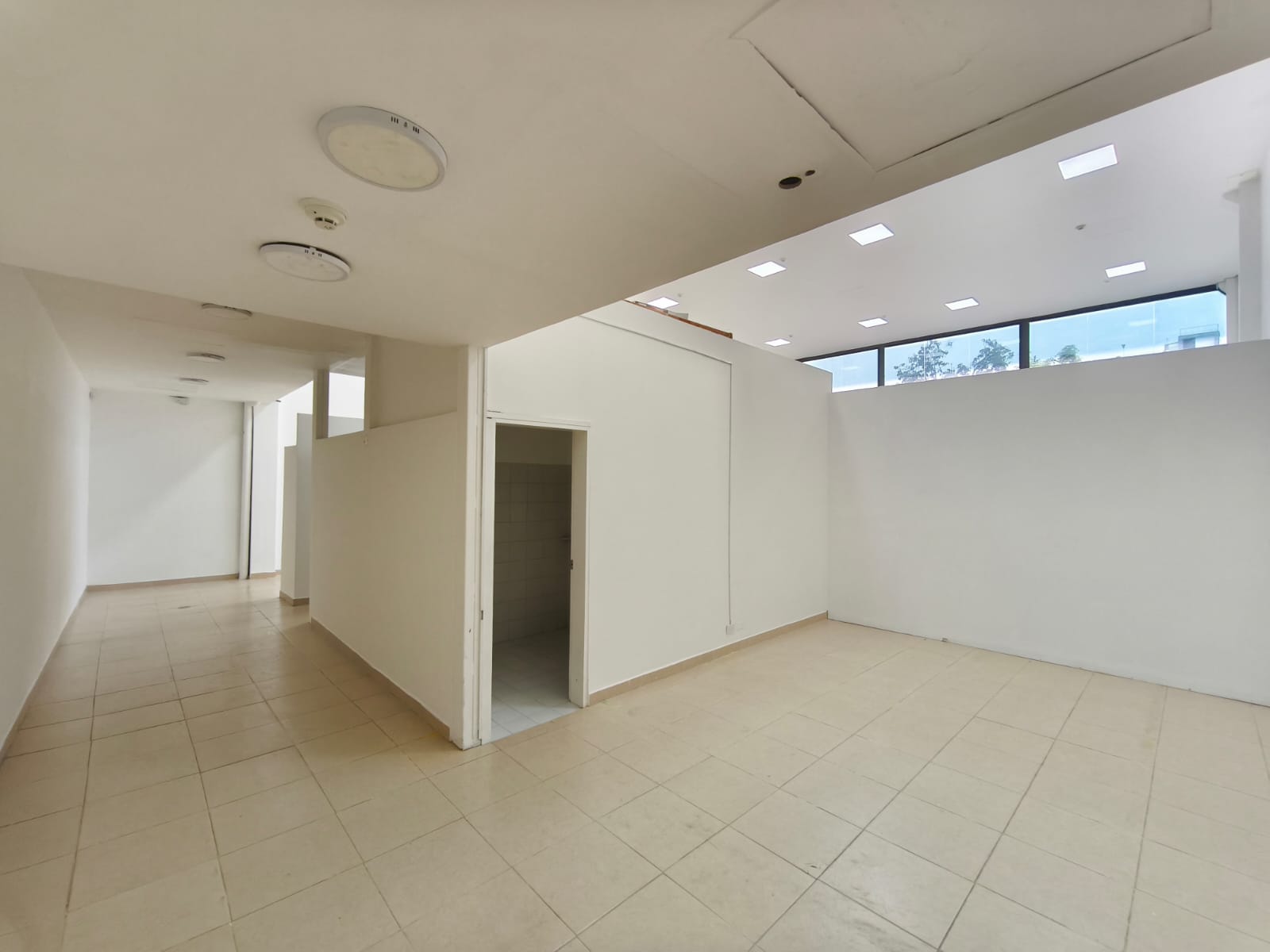 ALQUILER DE LOCAL COMERCIAL BARRIO VIPASA