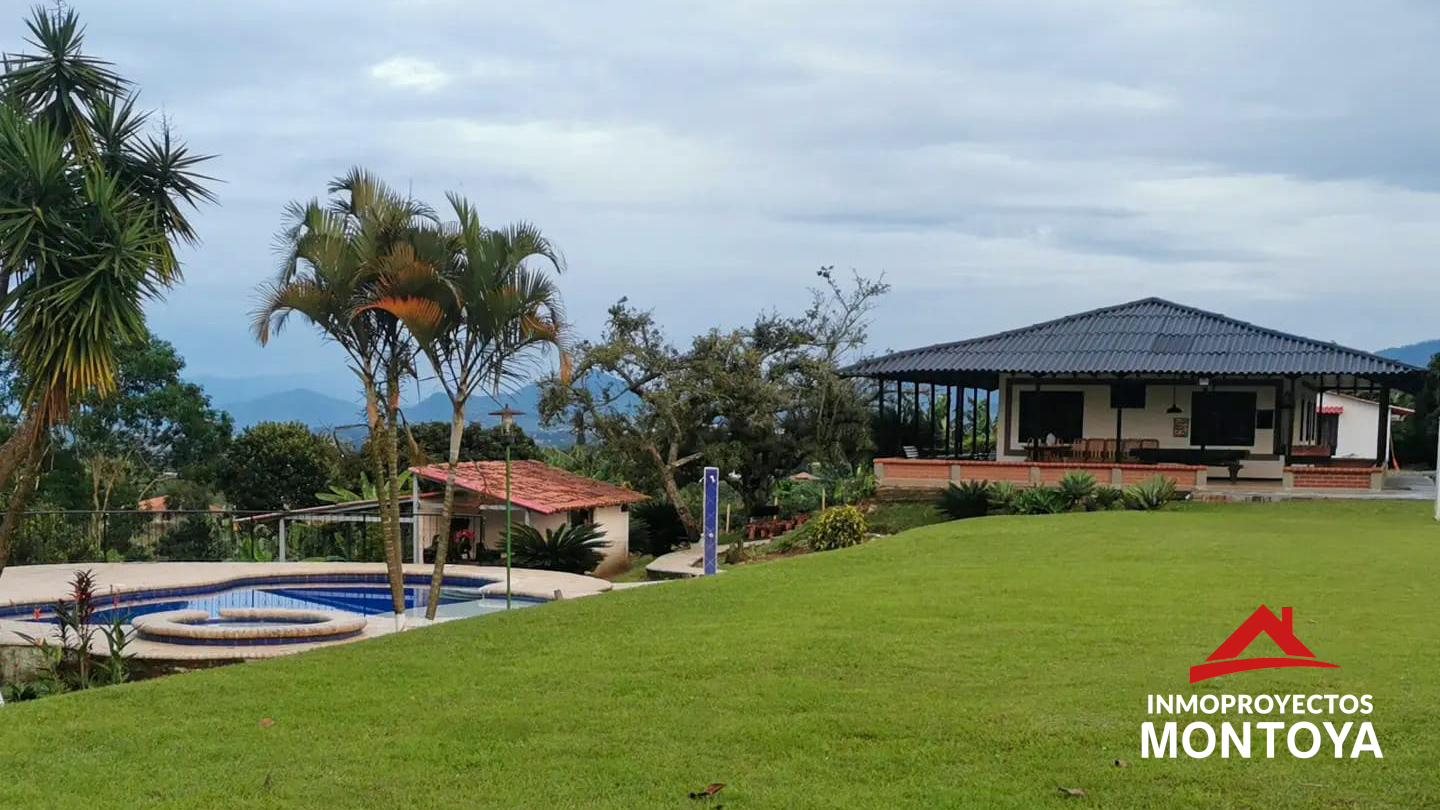 Casa-finca campestre en Morelia, Pereira