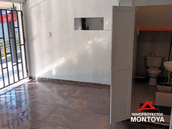 Casa comercial esquinera cerca al Parque de Cuba, Pereira