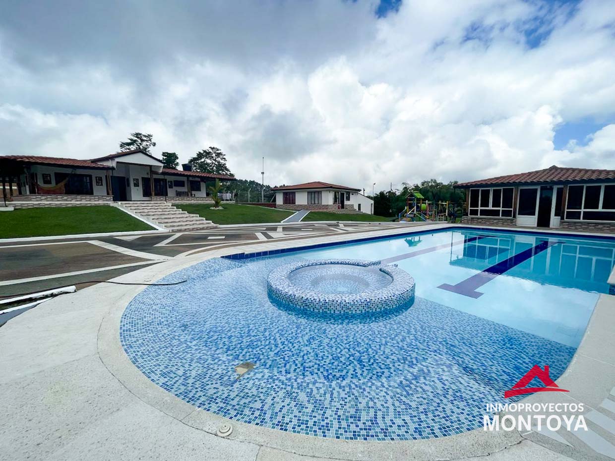 Espectacular casa-finca de lujo en Condina, Pereira