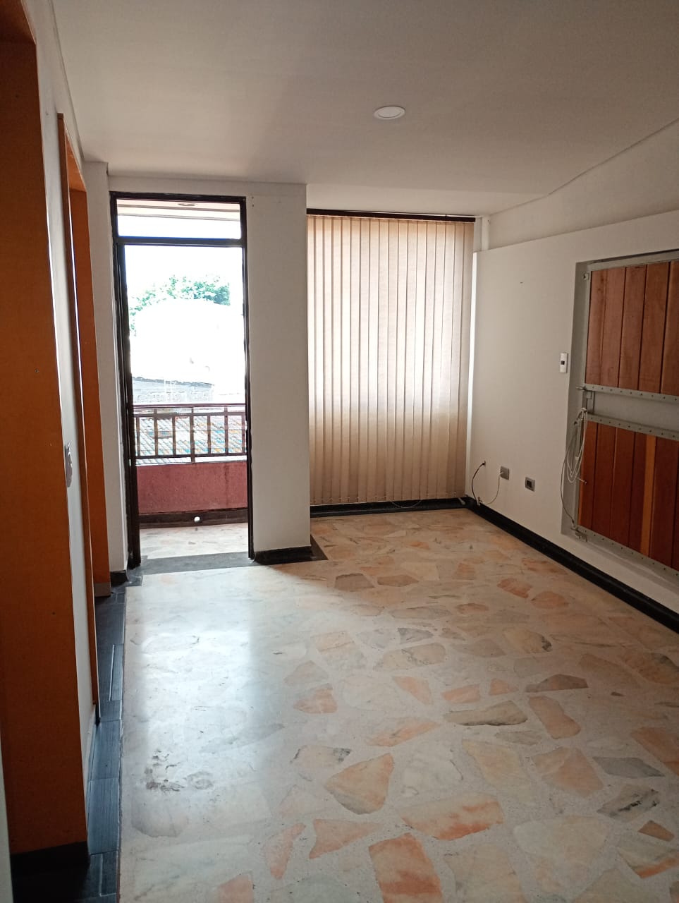 Venta Apartaestudio Centro Armenia Quindio Colombia COD: 8437370