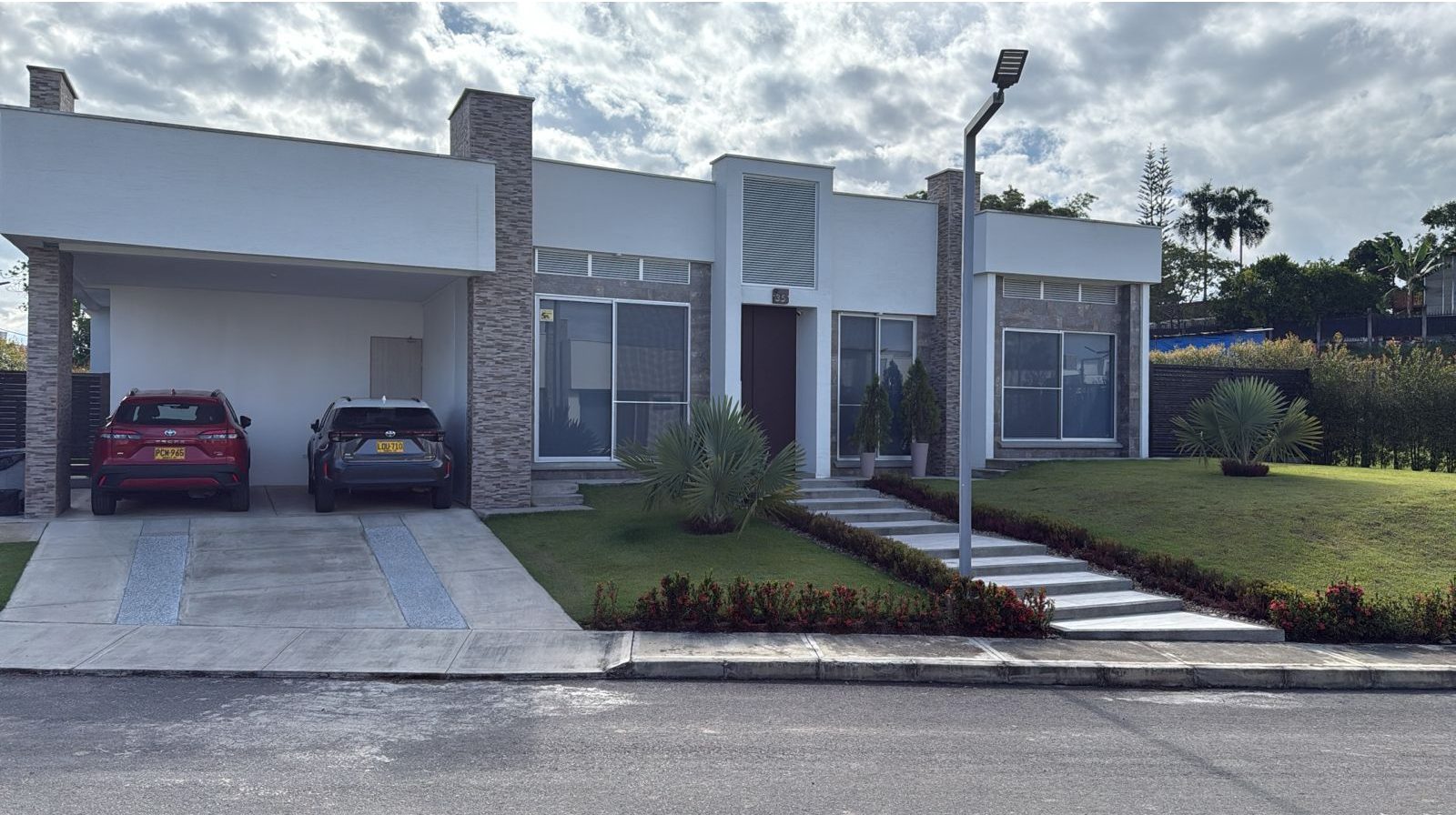 Venta Casa Campestre Sur Armenia Quindio  (COL) COD: 9502713