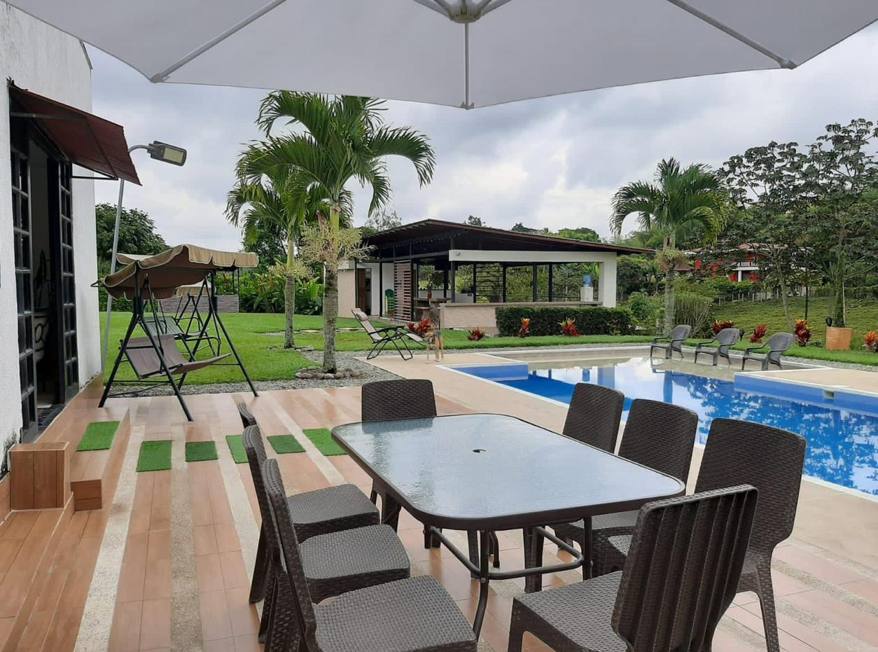 Venta Hotel Pueblo Tapao Quindio COD: 7431787