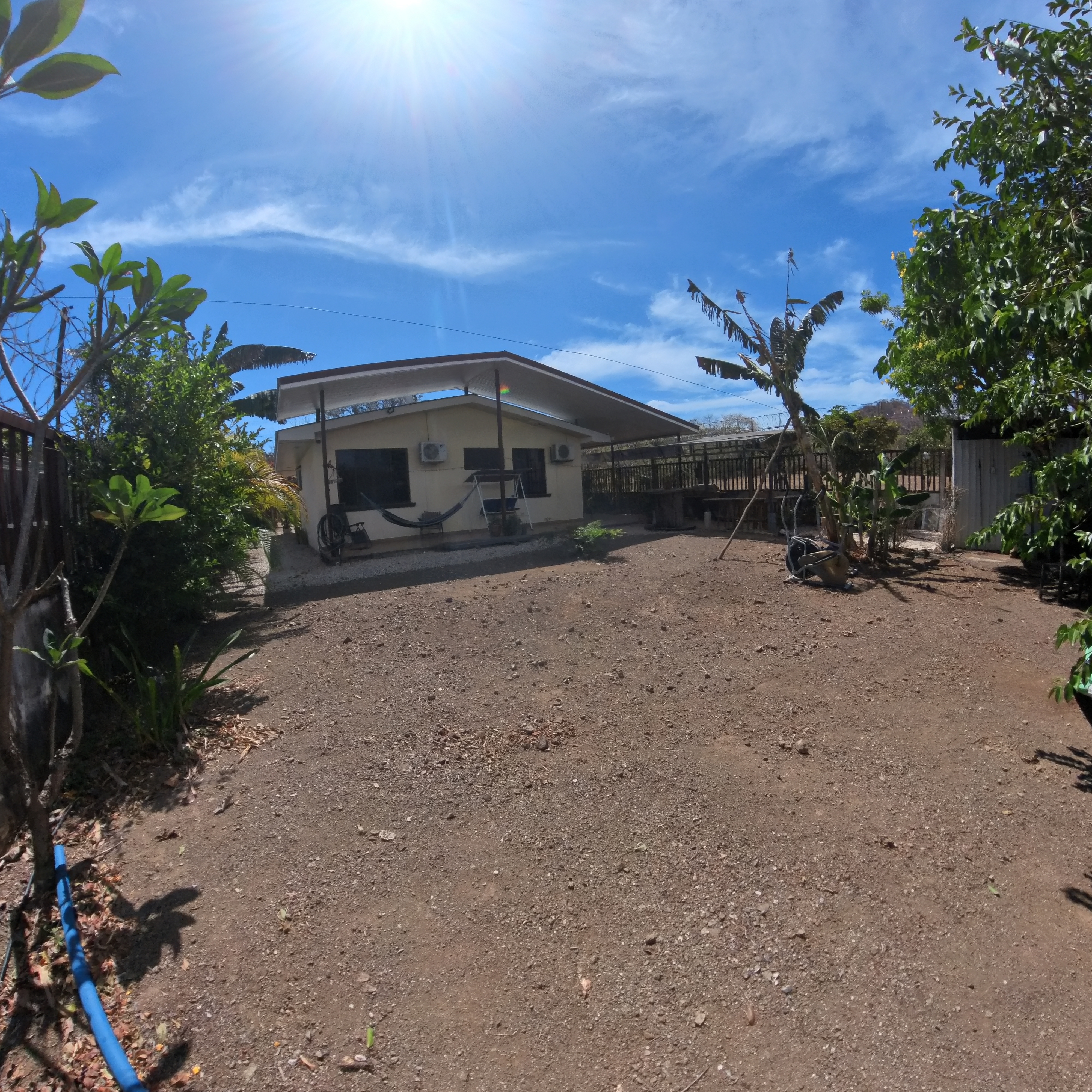 HERMOSA CASA EN VENTA TIPO QUINTA - FILADELFIA