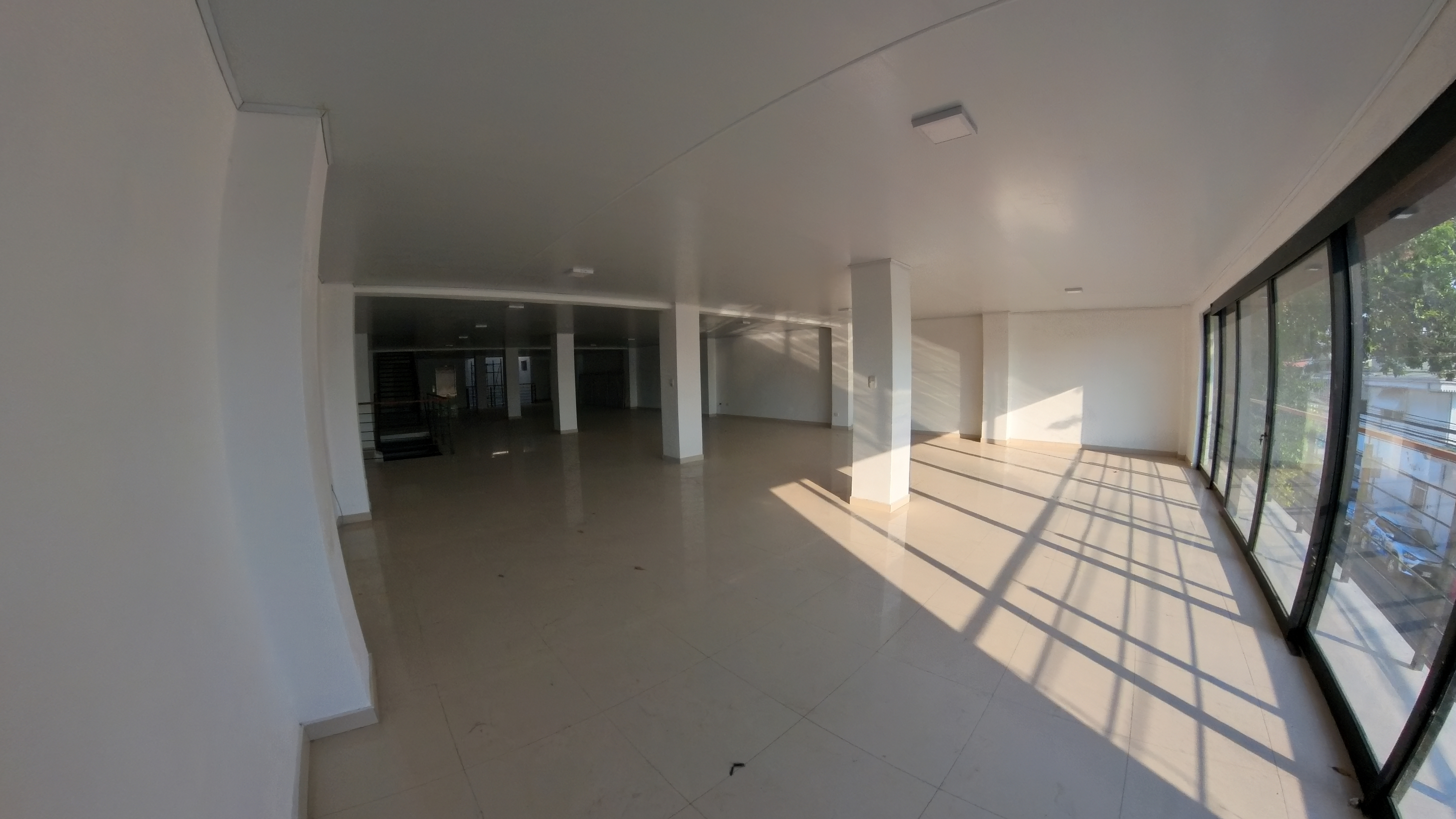Commercial Rental Opportunity in Liberia – Ideal for Offices or Retail