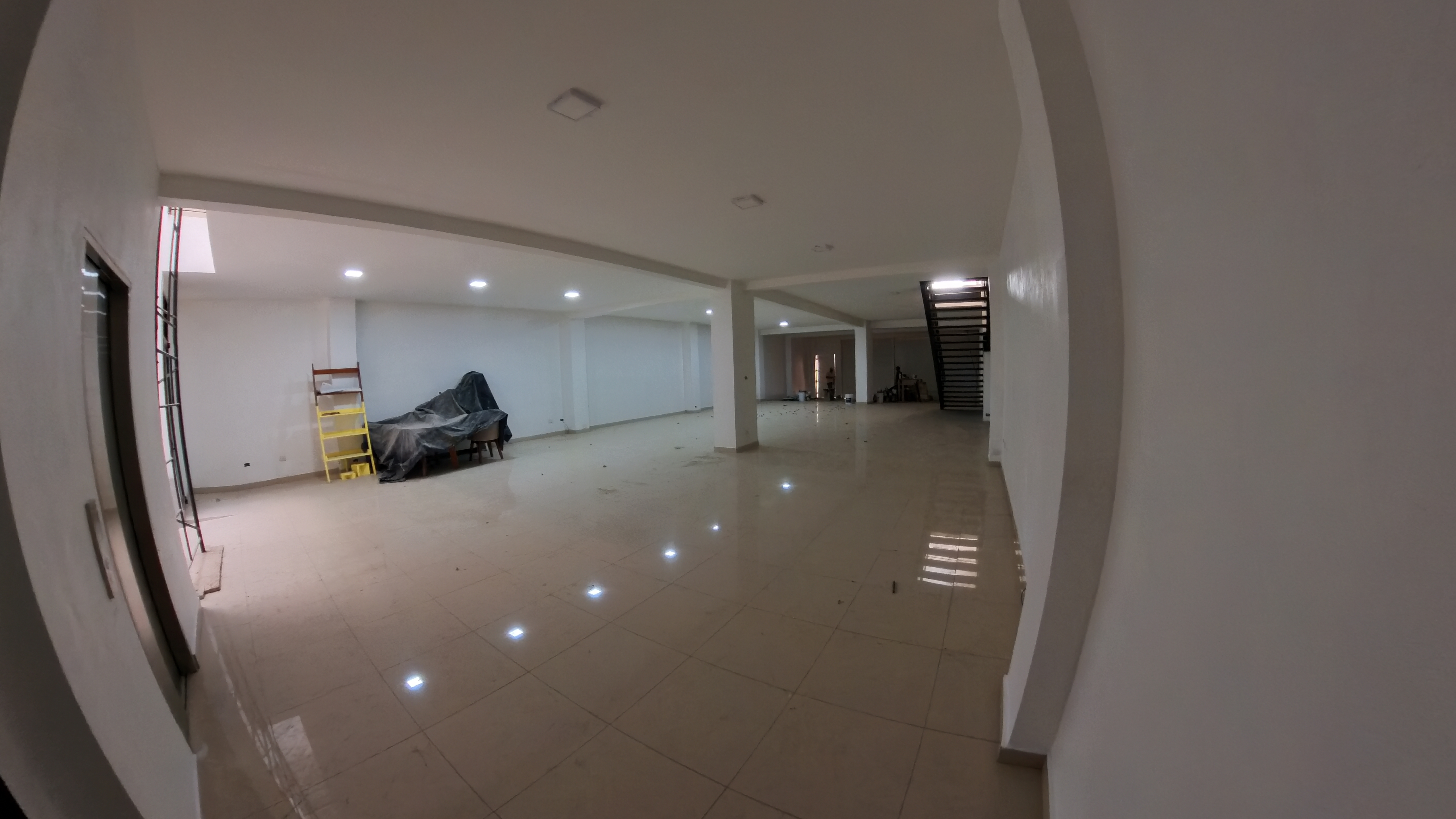 Commercial Rental Opportunity in Liberia – Ideal for Offices or Retail