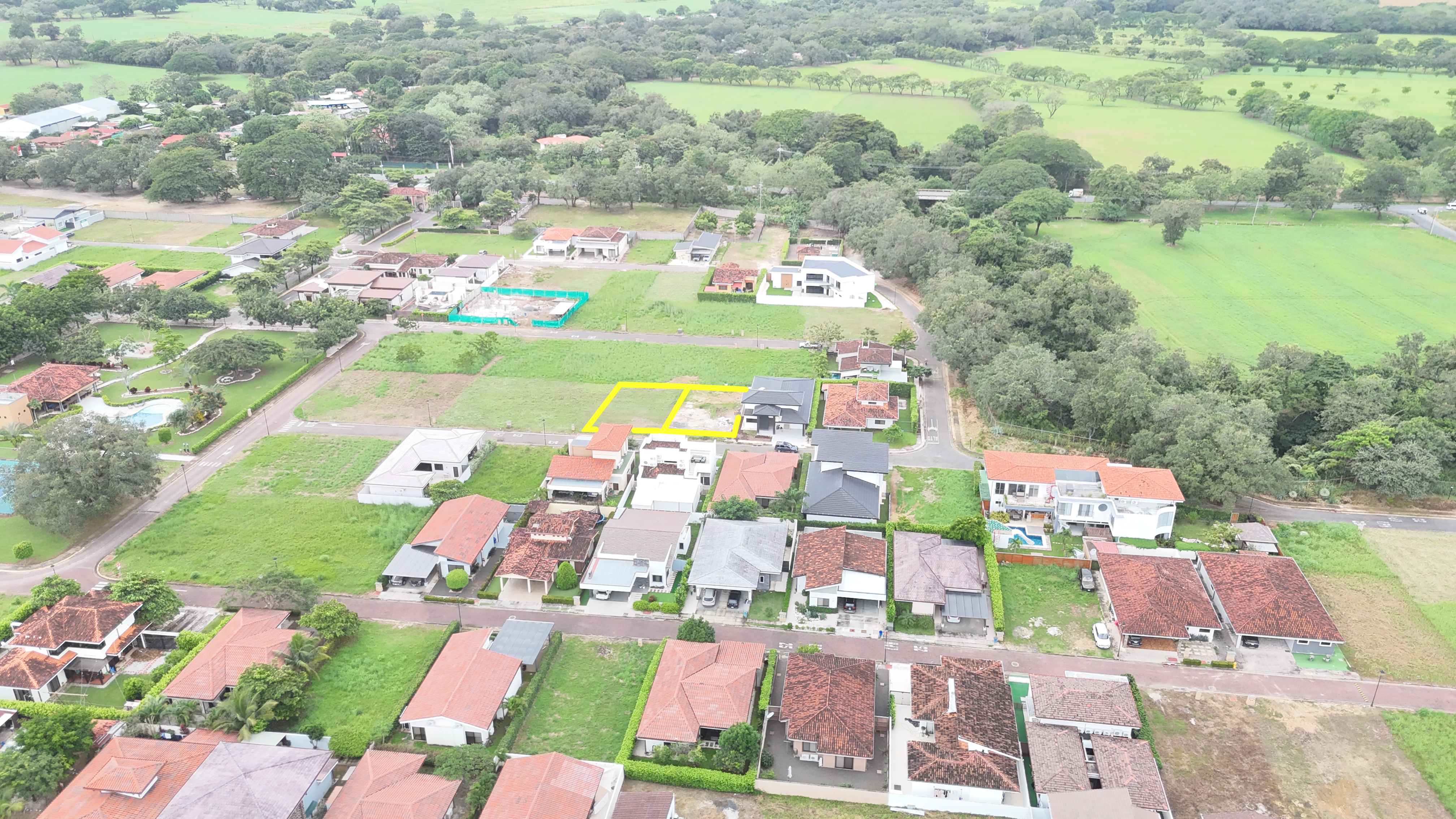 LOTES EN VENTA  CONDOMINIO PARQUE DEL ENCINO - LIBERIA