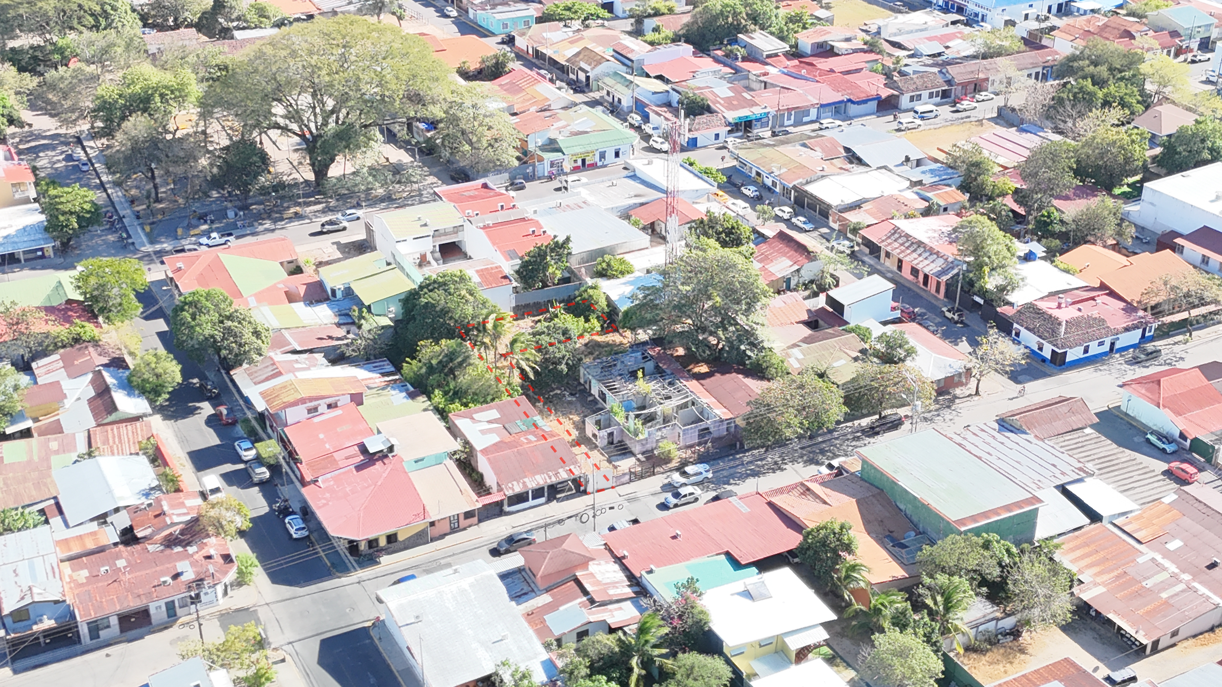 LOTE CENTRICO EN VENTA BARRIO LOS CERROS - LIBERIA