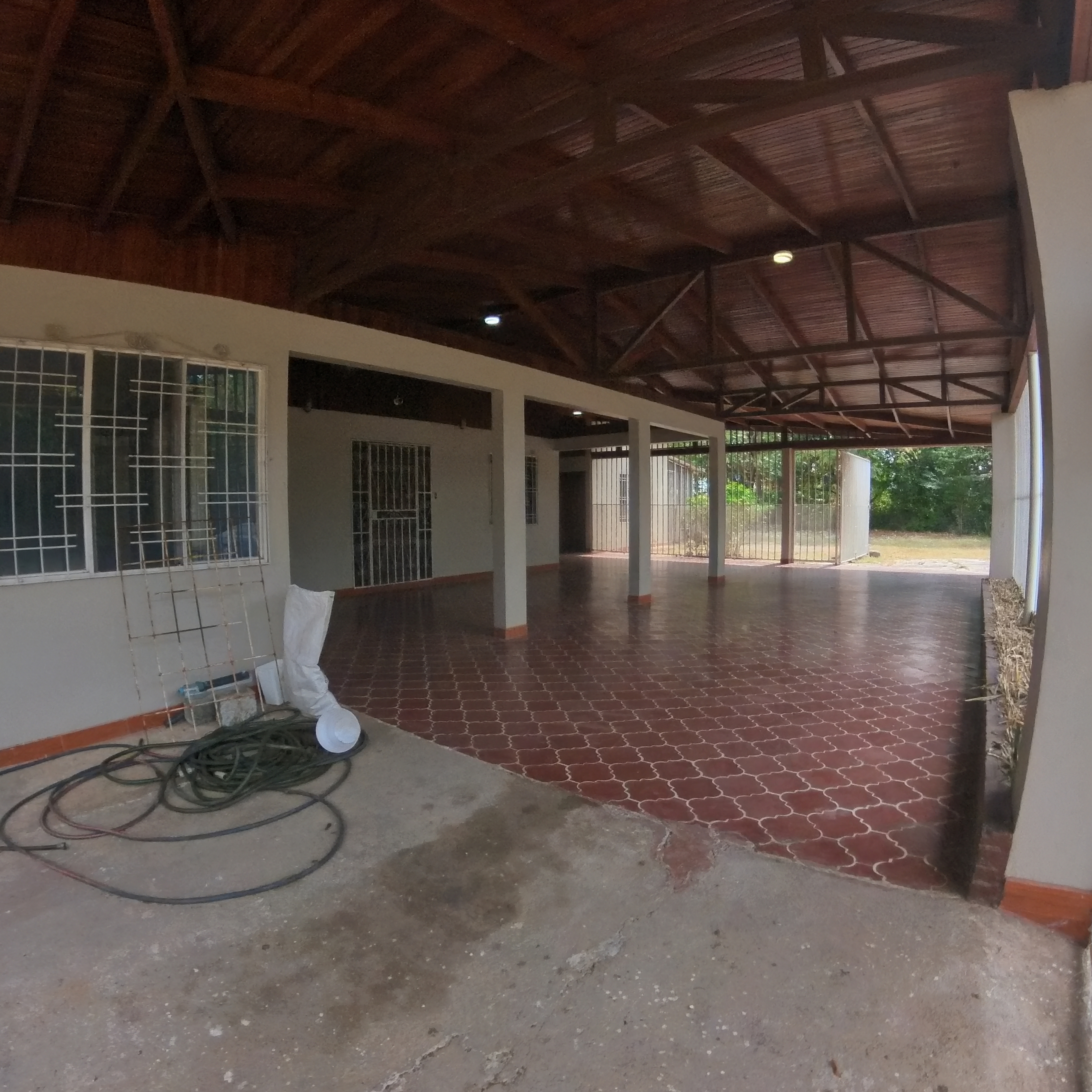 VENDO CASA TIPO QUINTA EN LA CARAÑA - LIBERIA