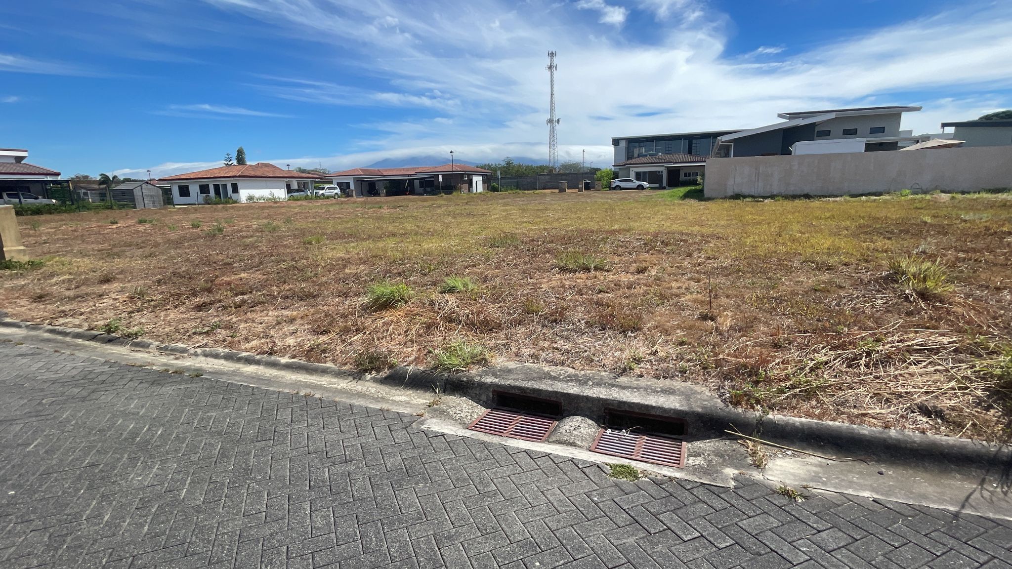 Prime Lot for Sale in Condominum Parque del Encino - Liberia